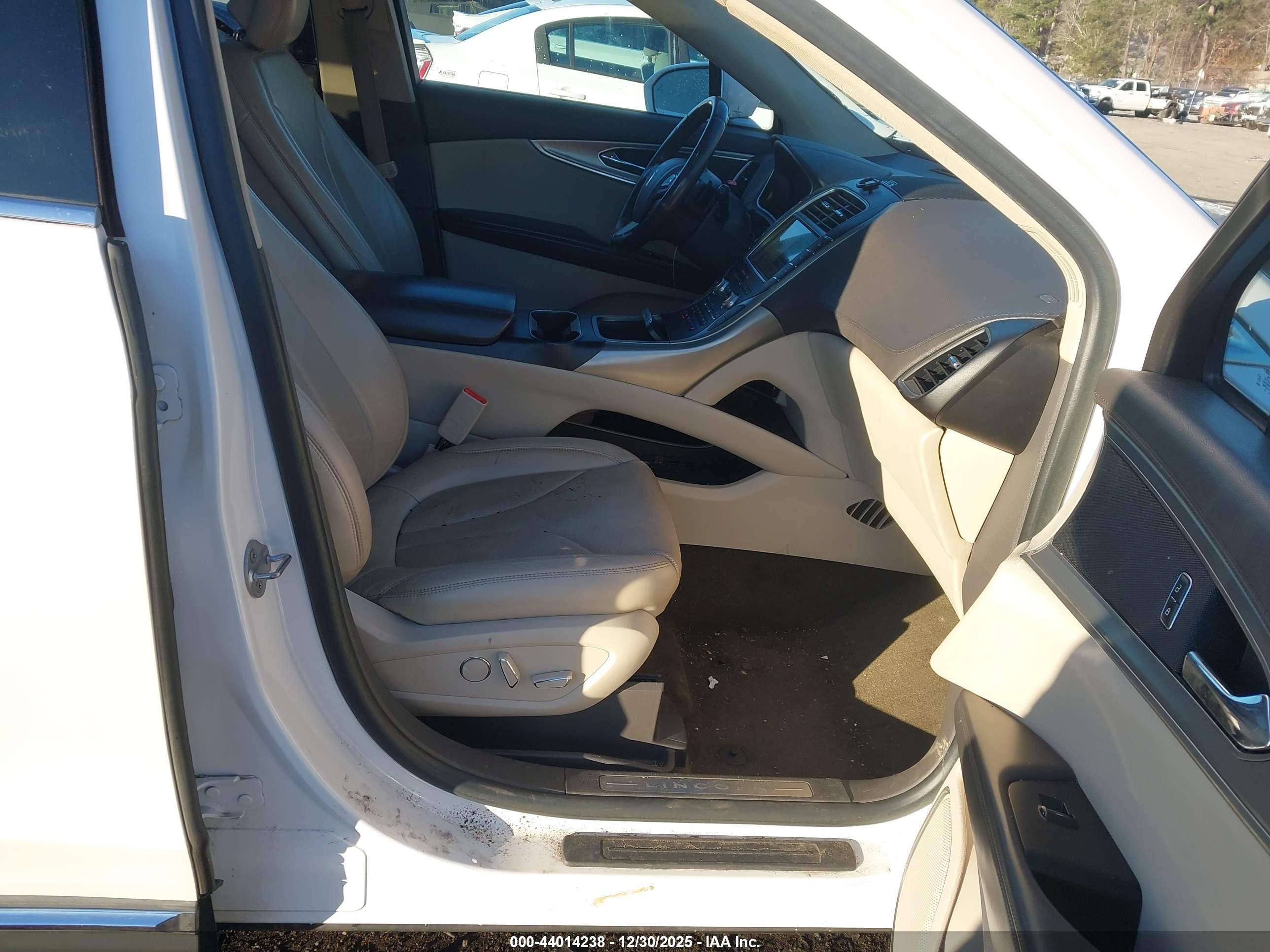 LINCOLN MKX image 5