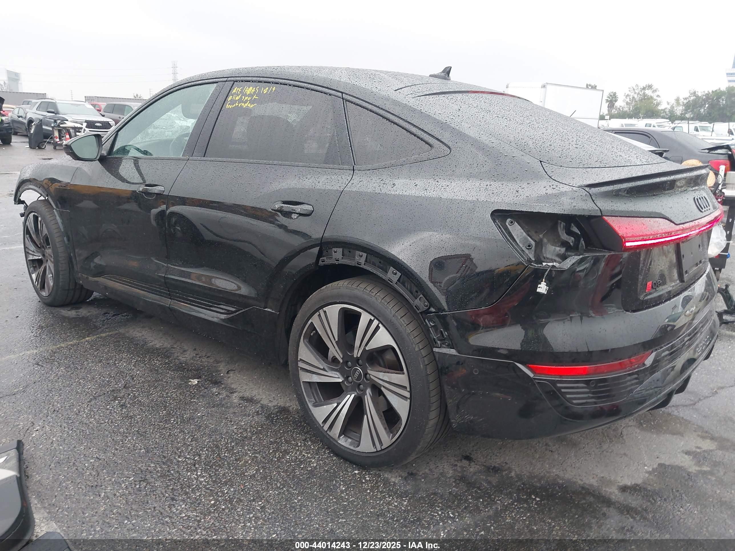 AUDI Q8 image 3