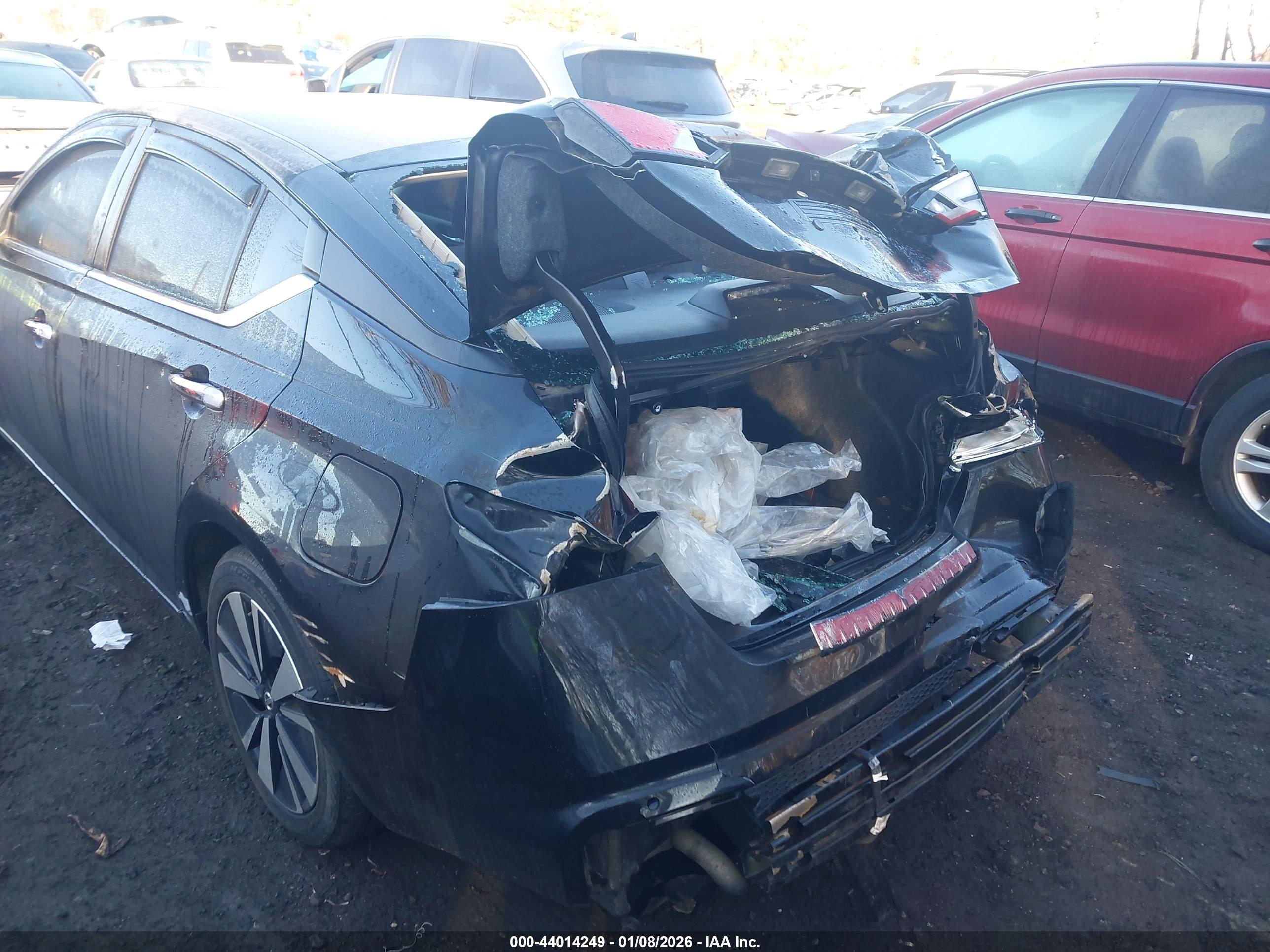NISSAN ALTIMA image 6