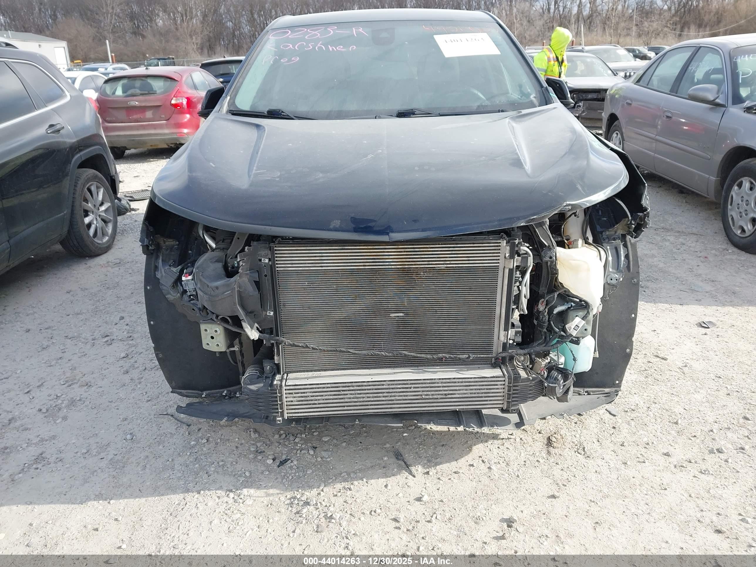CHEVROLET EQUINOX image 6