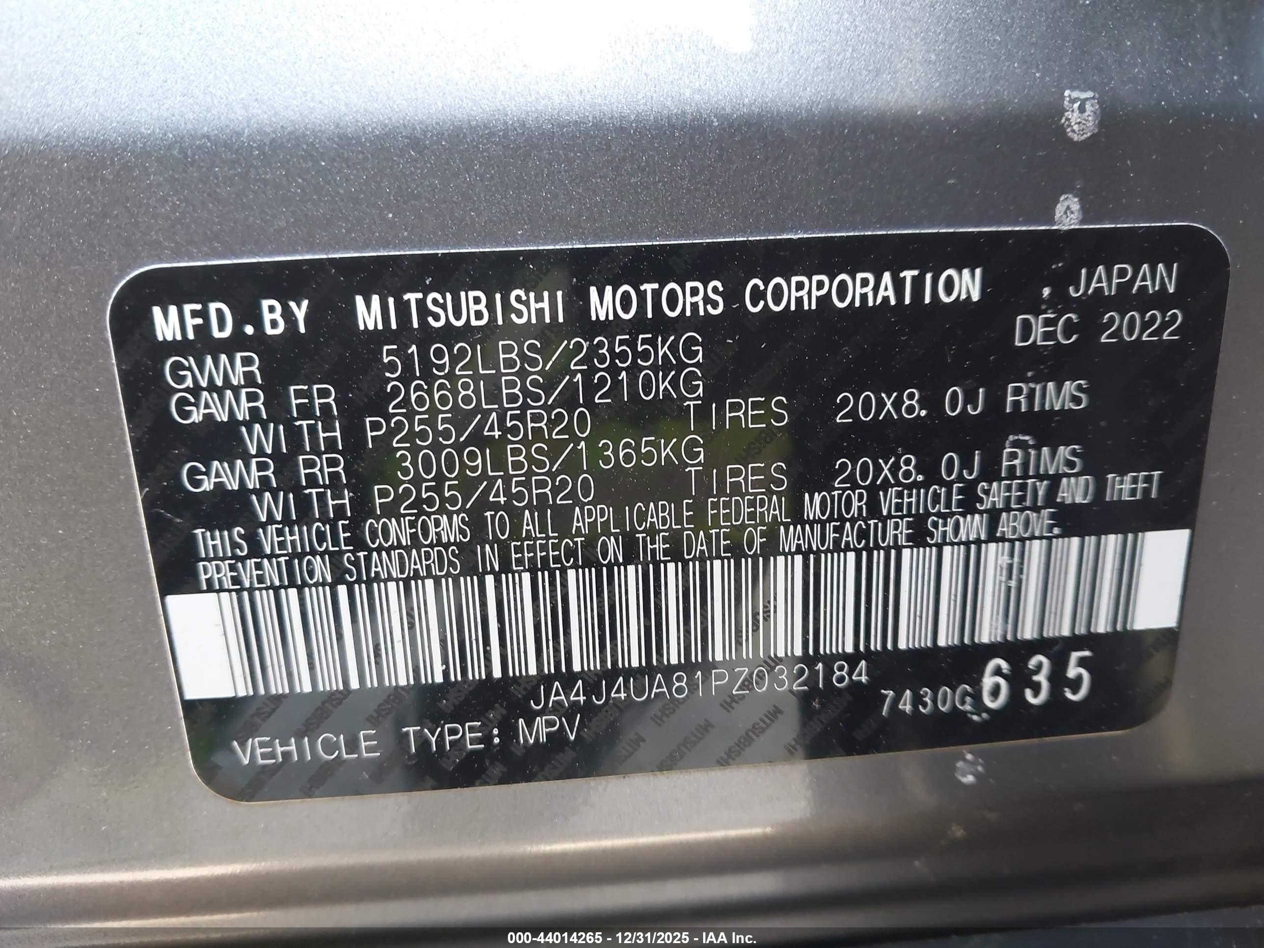 MITSUBISHI OUTLANDER image 9