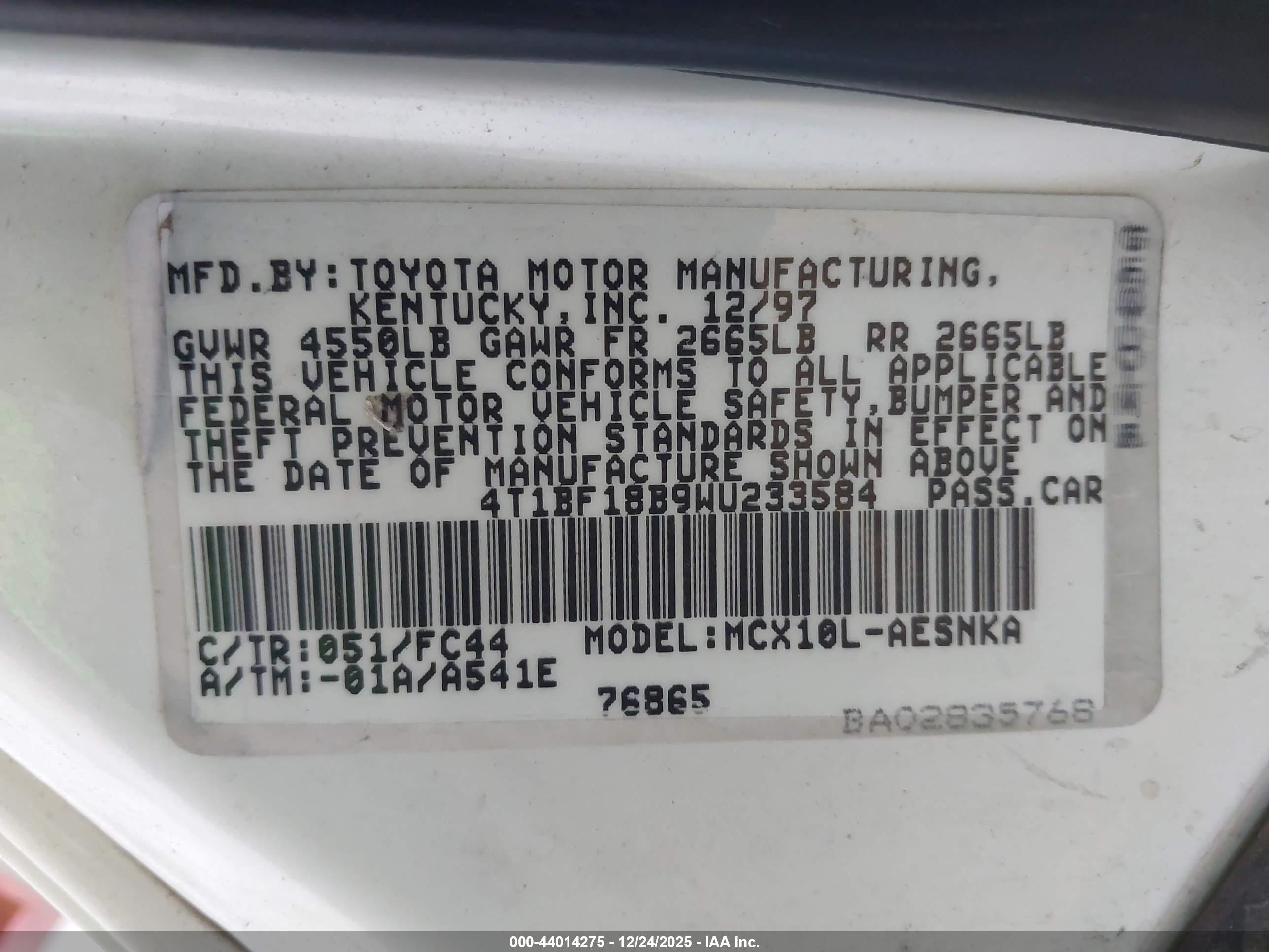 TOYOTA AVALON image 9