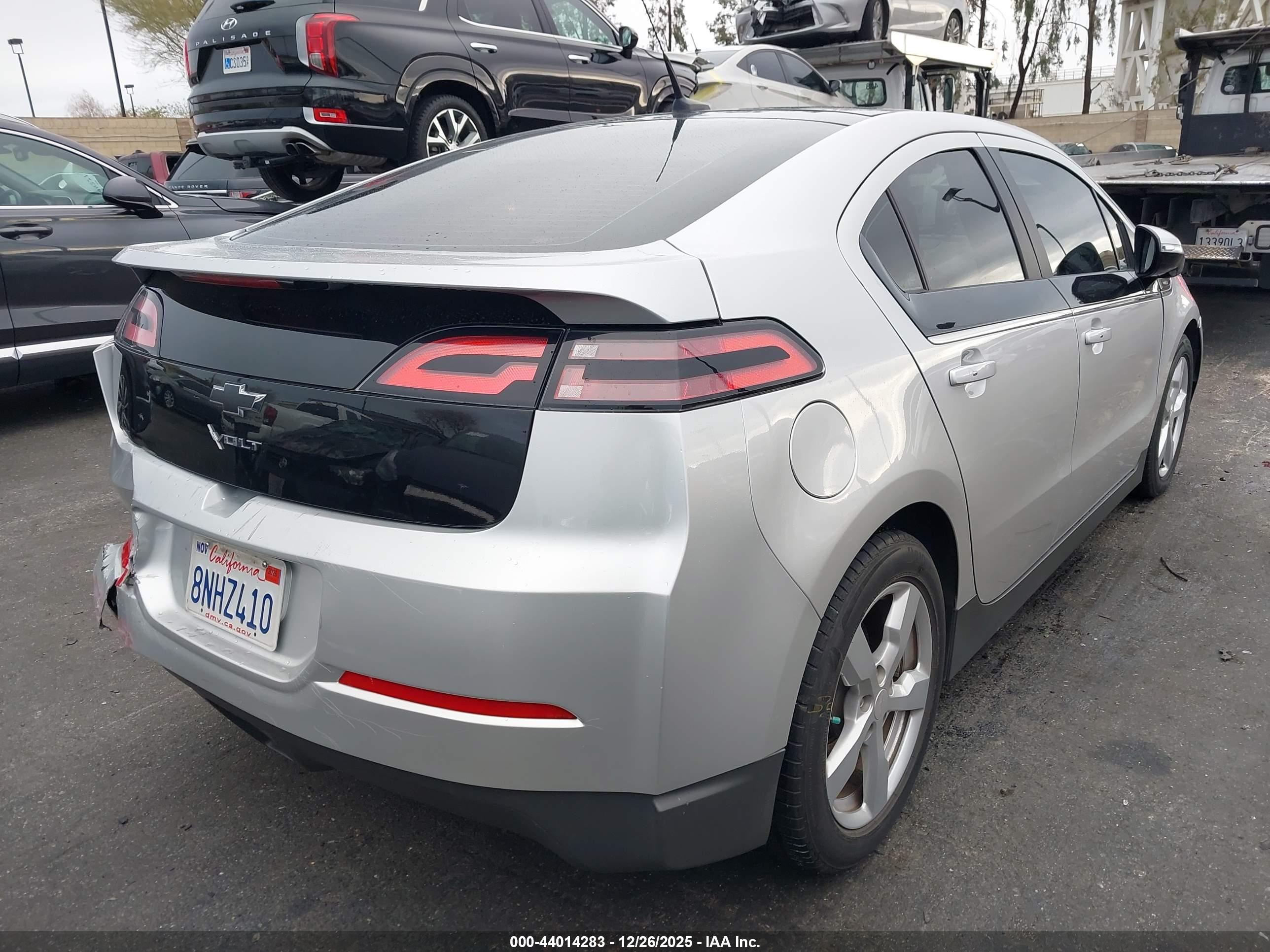CHEVROLET VOLT image 4