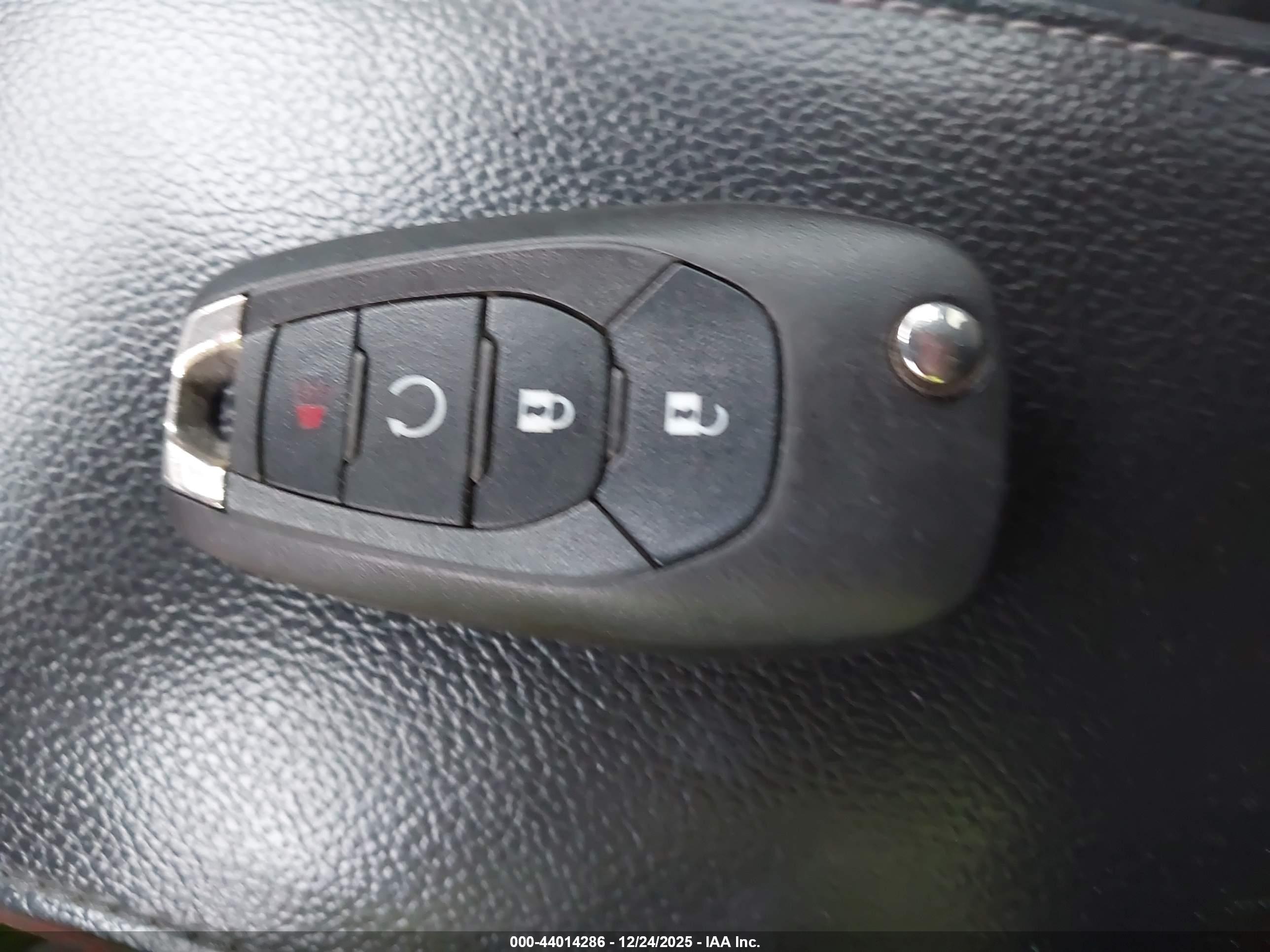 CHEVROLET CRUZE image 11