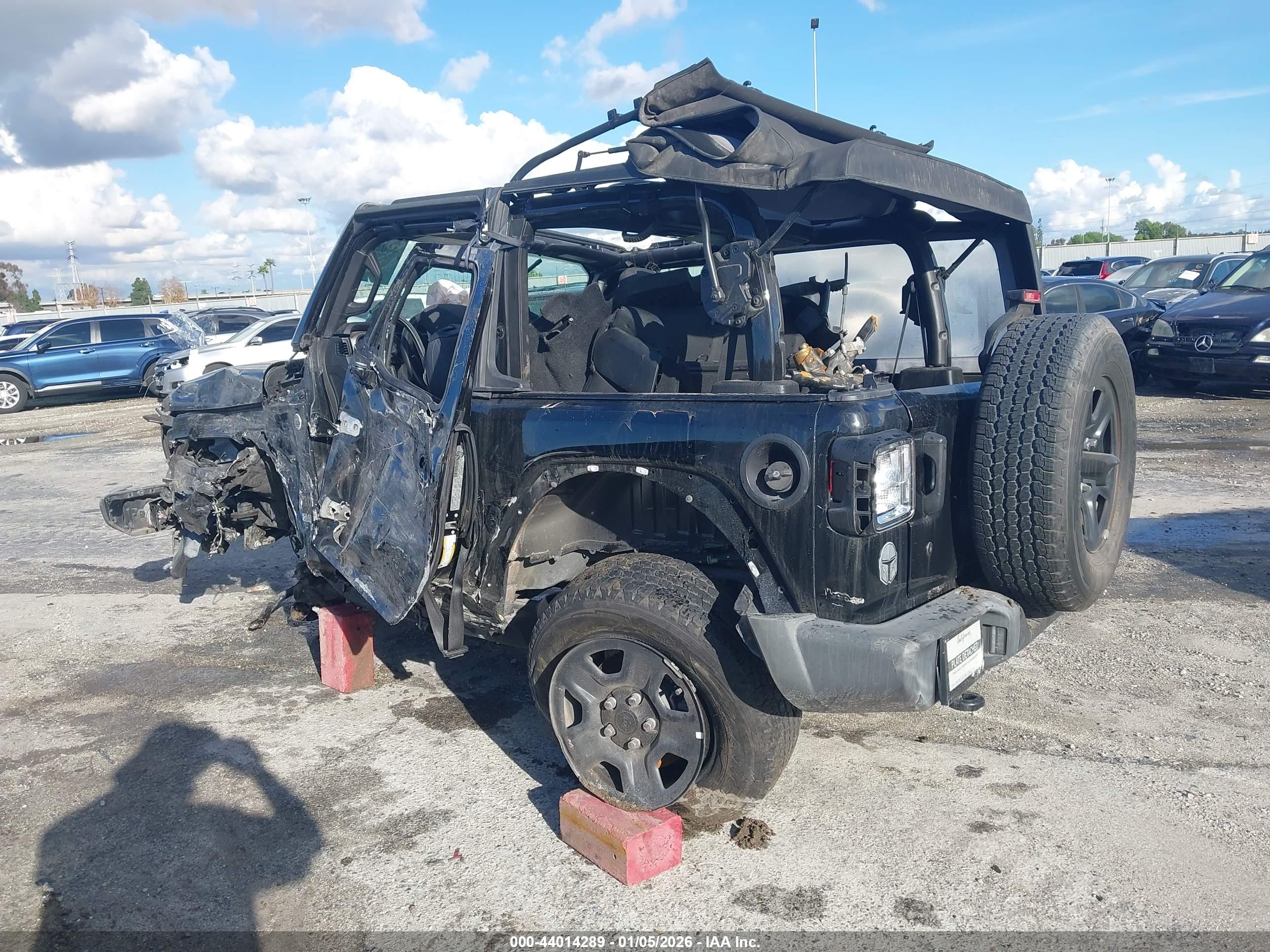 JEEP WRANGLER image 3