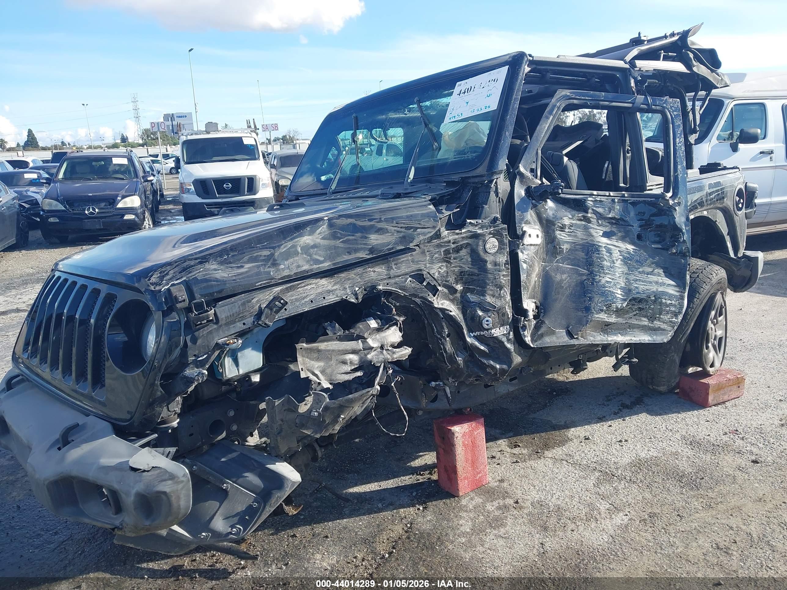 JEEP WRANGLER image 6