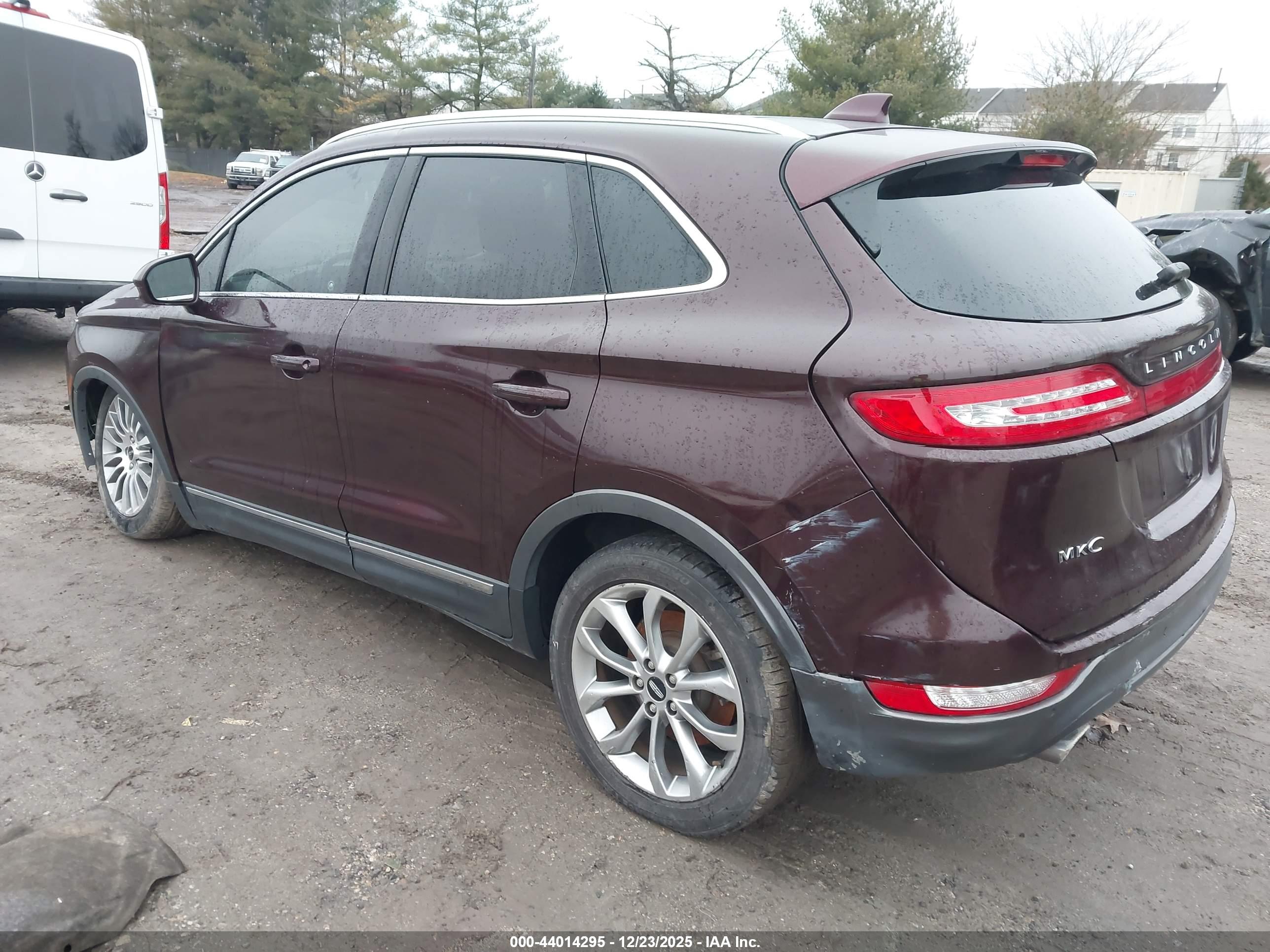 LINCOLN MKC image 3