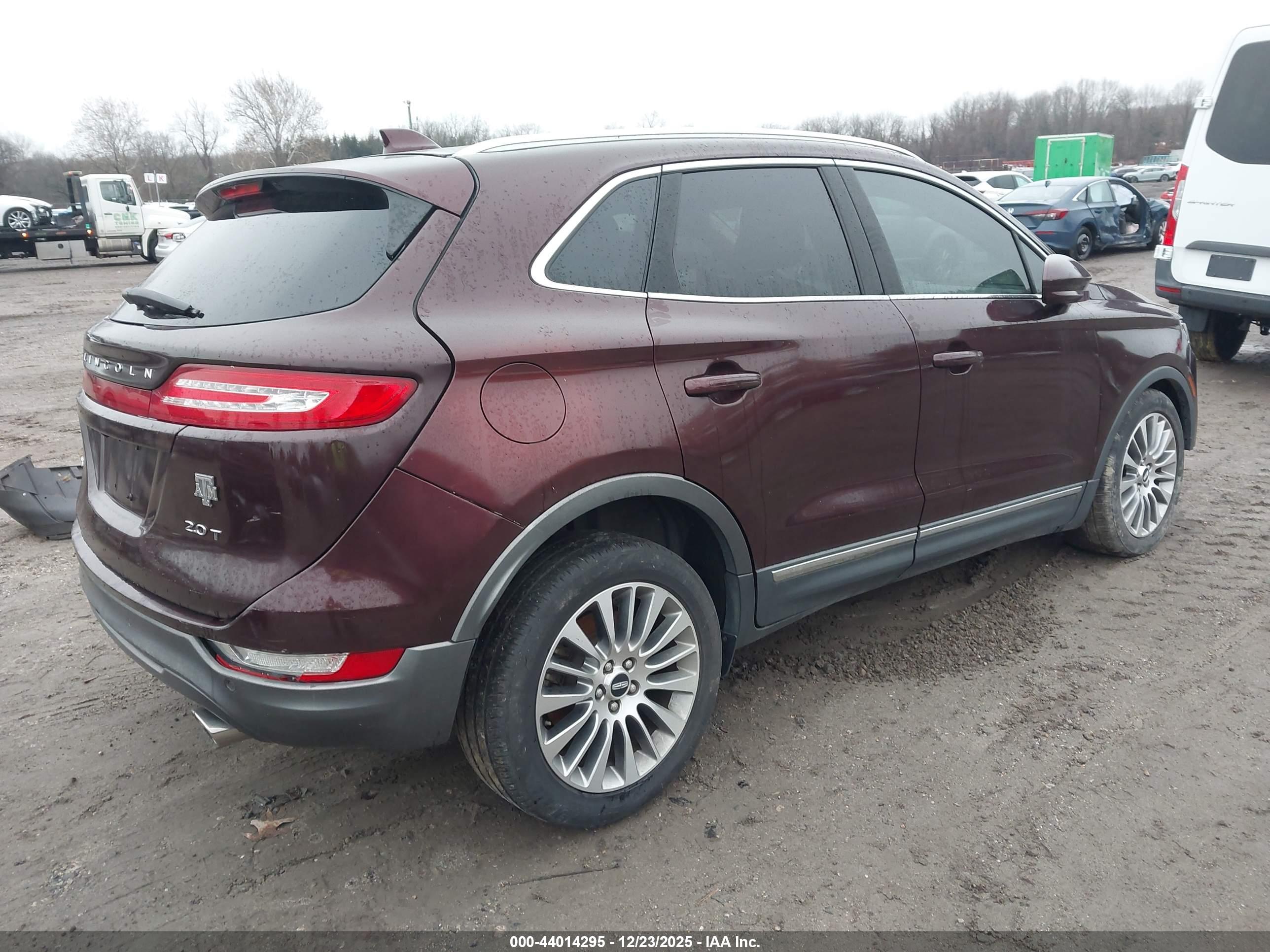 LINCOLN MKC image 4