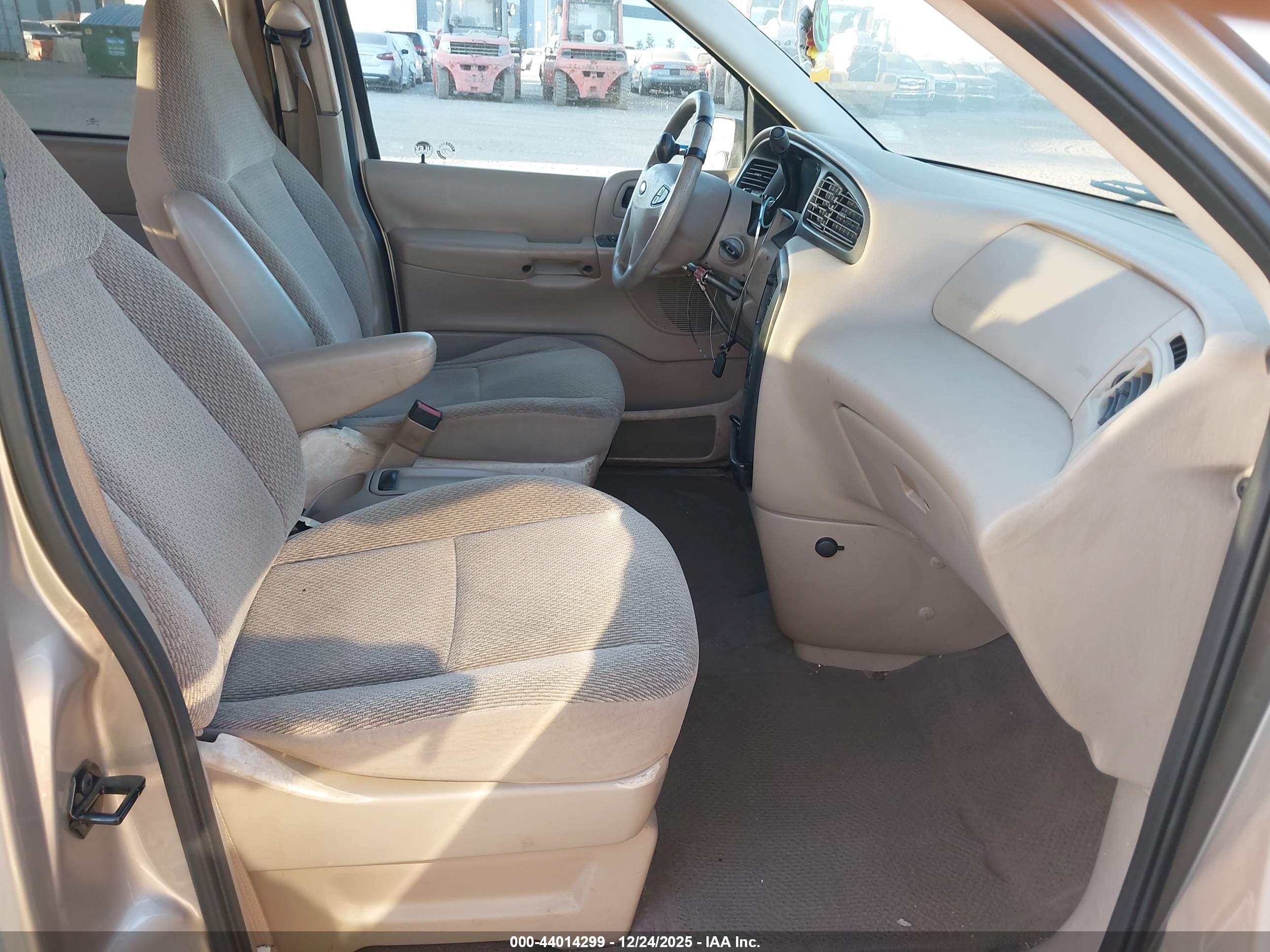 FORD WINDSTAR image 5