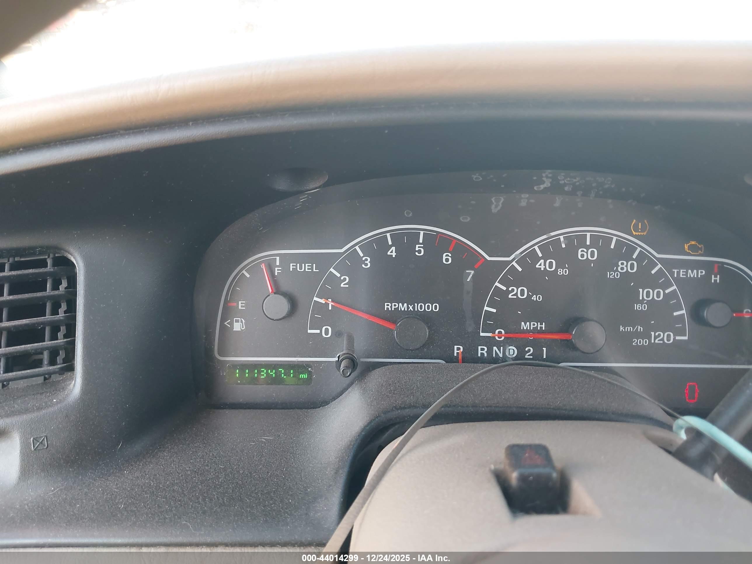 FORD WINDSTAR image 7