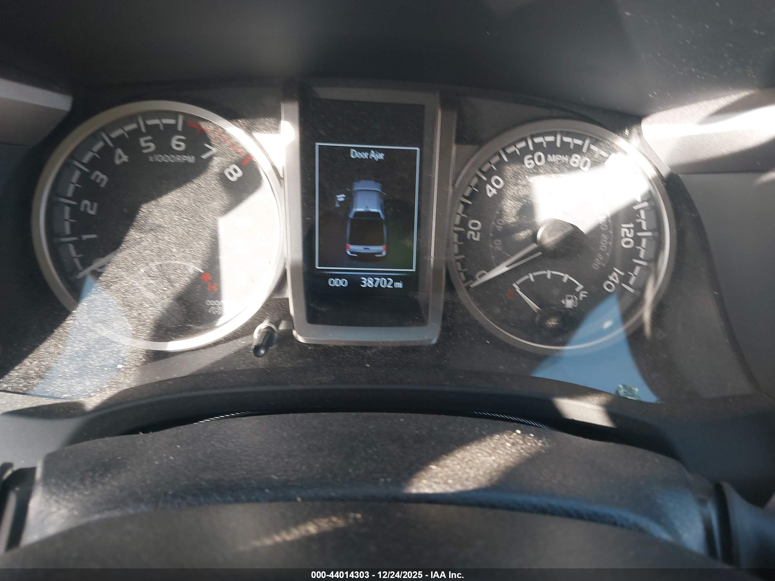 TOYOTA TACOMA image 7