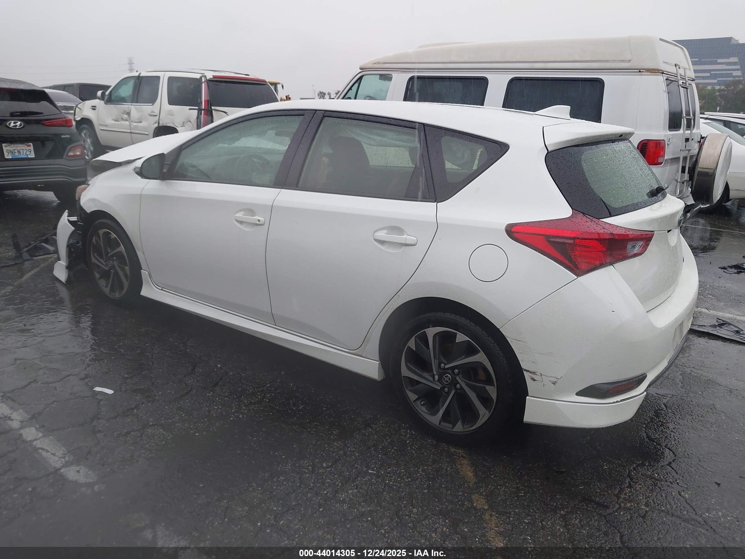 SCION IM image 3