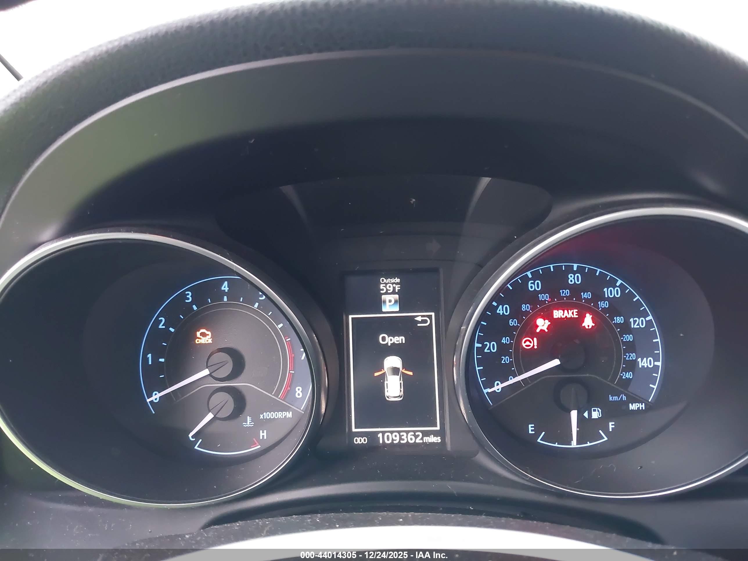 SCION IM image 7