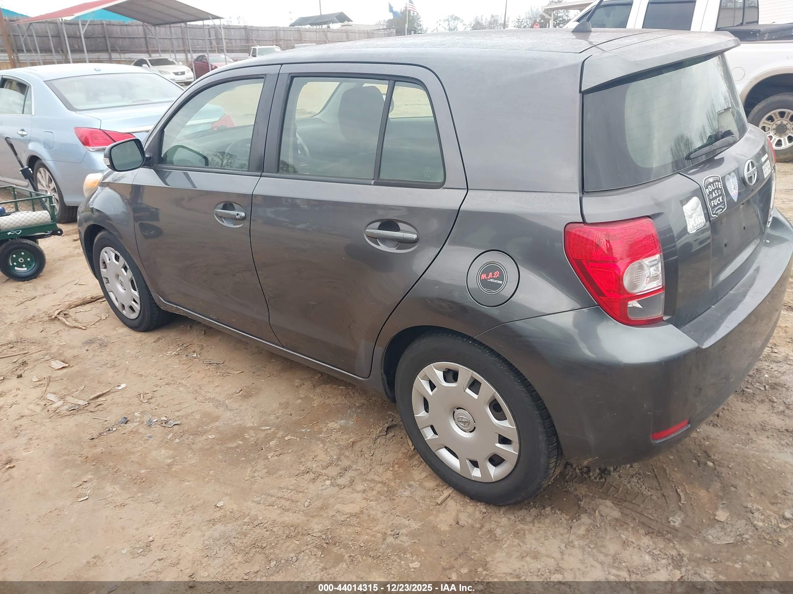 SCION XD image 3