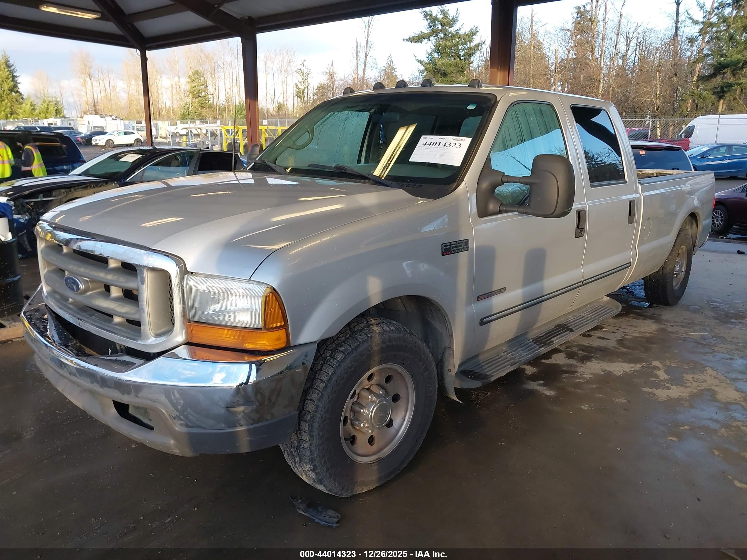 FORD F-250 image 2