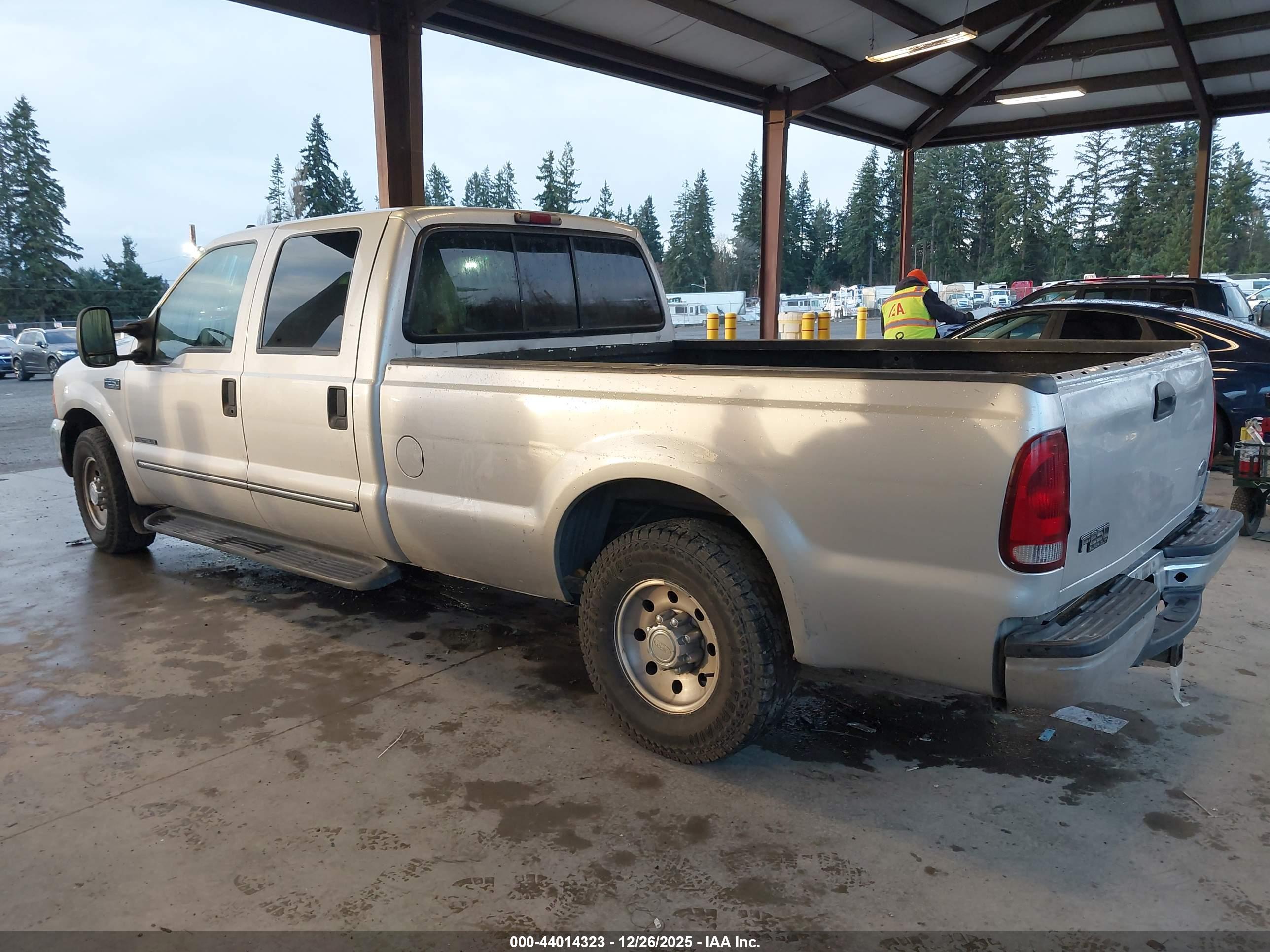 FORD F-250 image 3
