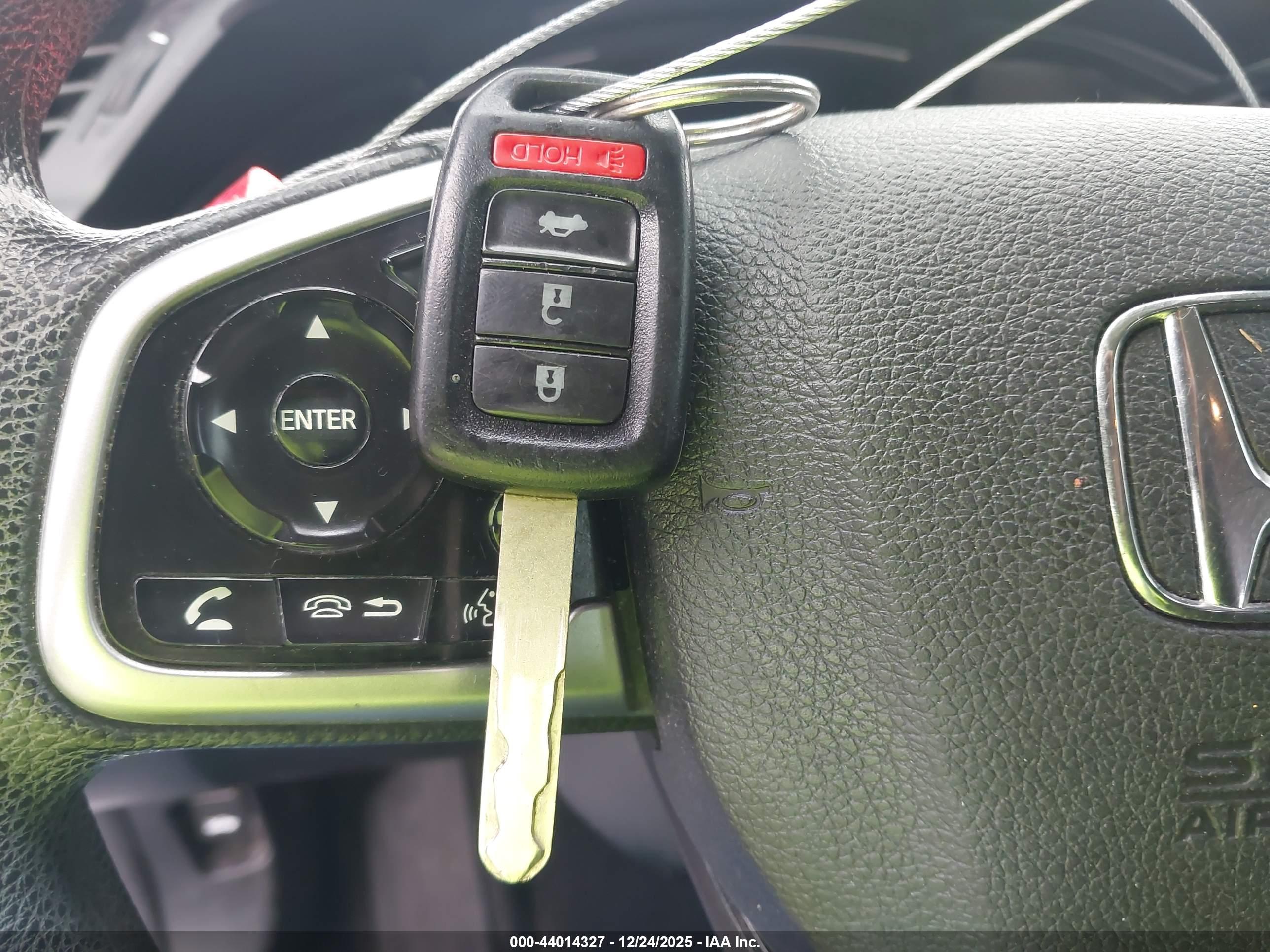 HONDA CIVIC image 11