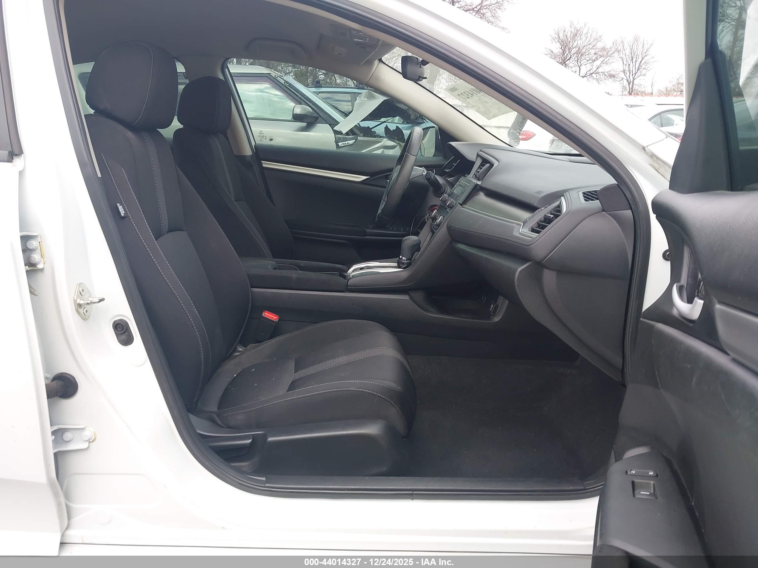 HONDA CIVIC image 5