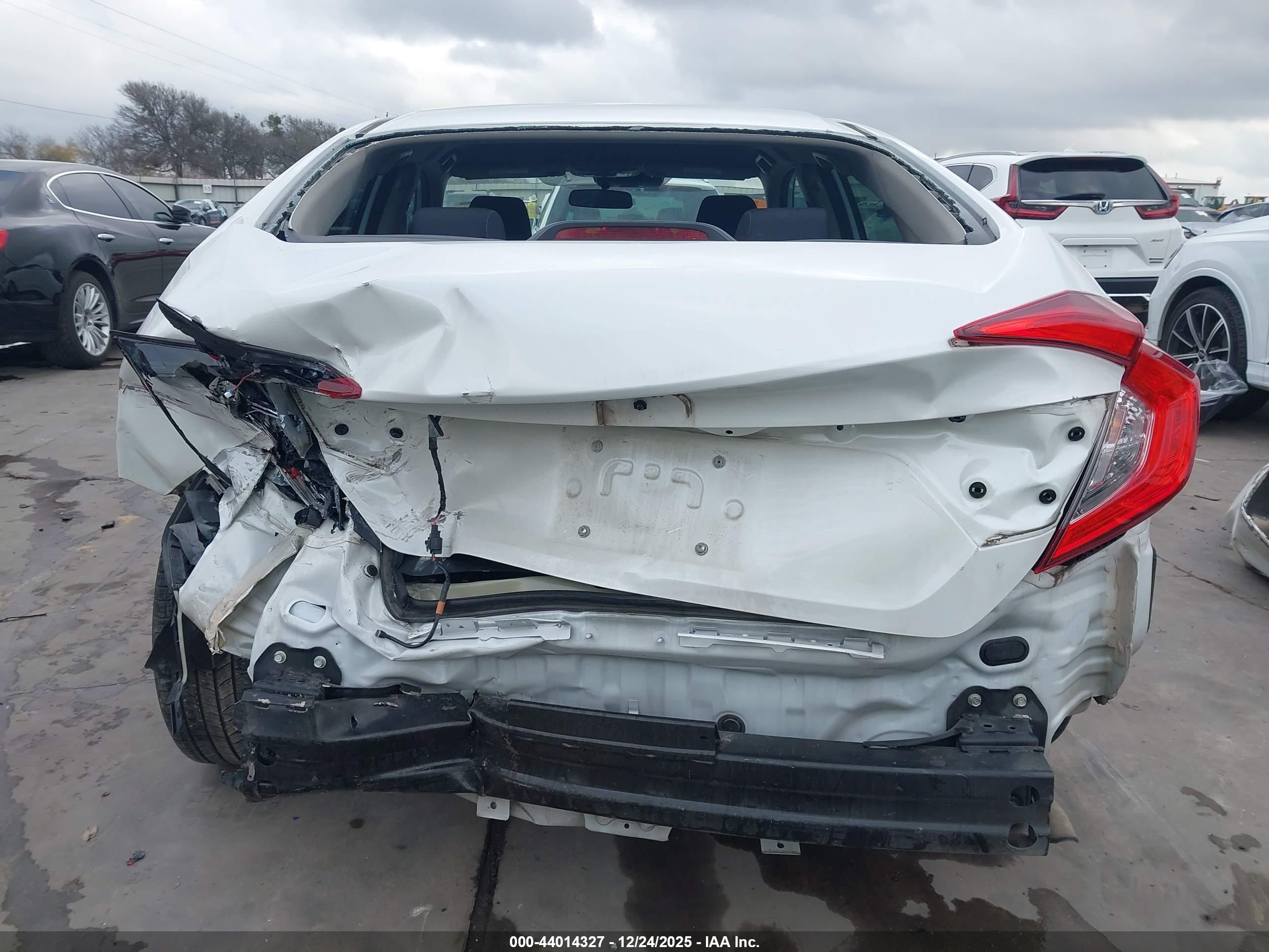 HONDA CIVIC image 6