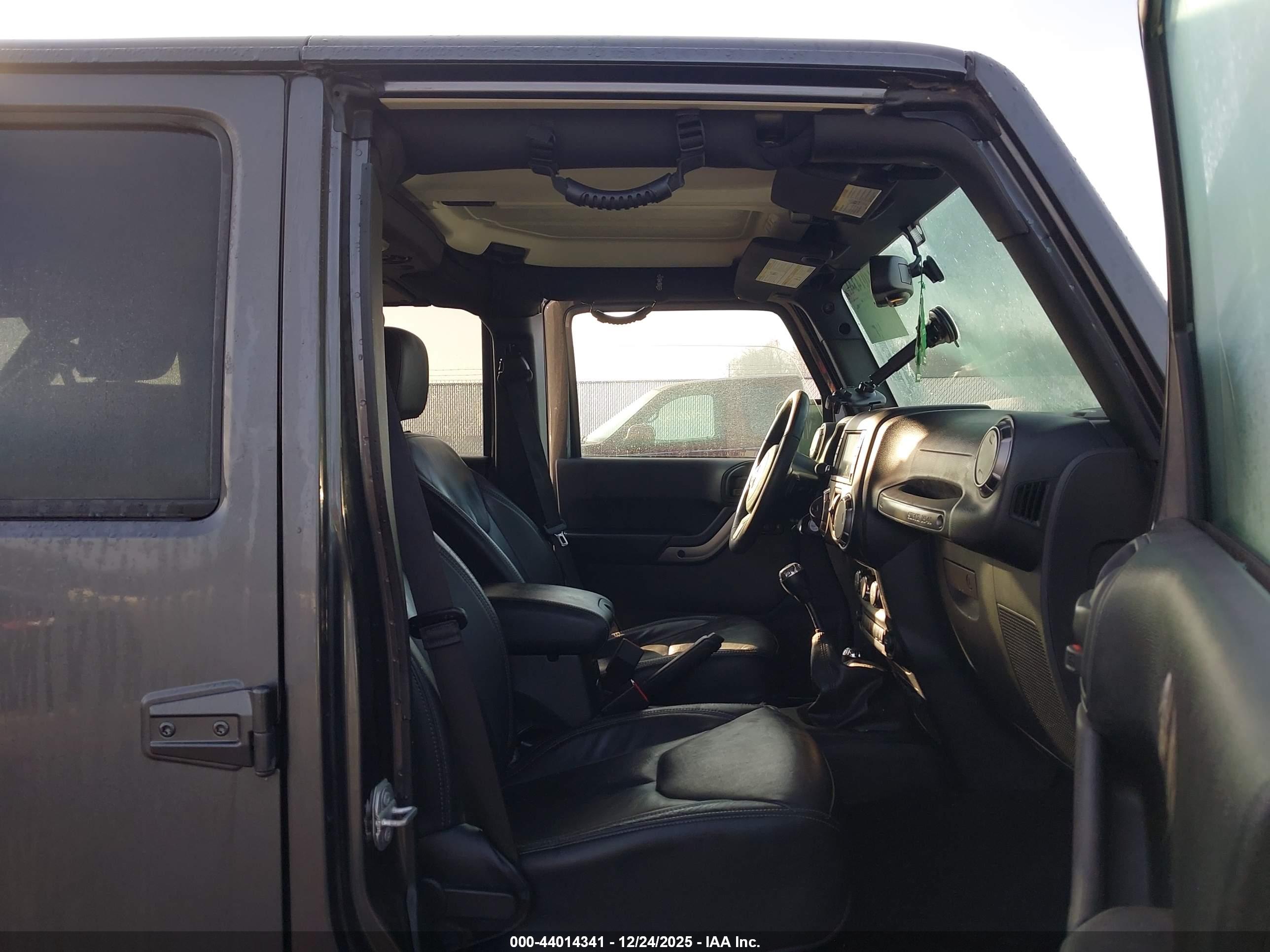 JEEP WRANGLER image 5