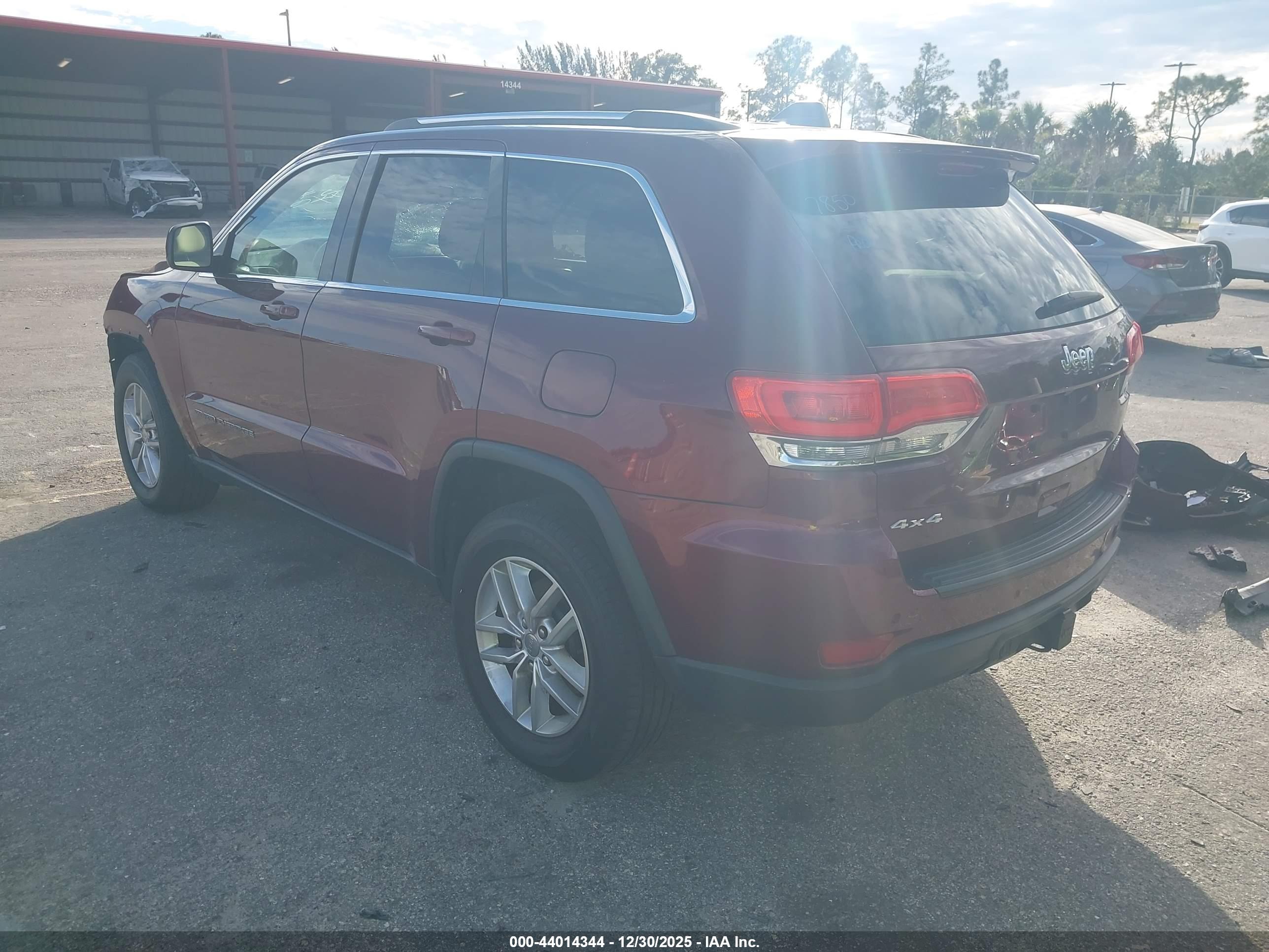 JEEP GRAND image 3