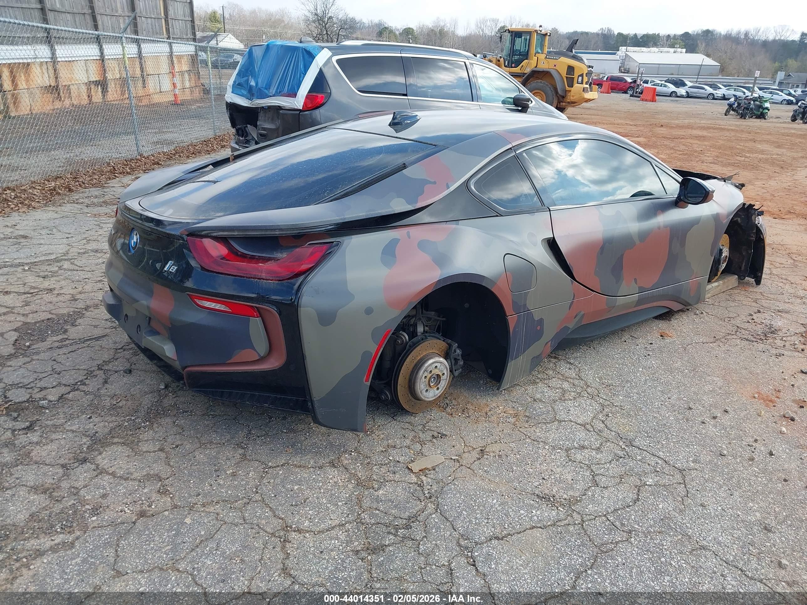 BMW I8 image 4