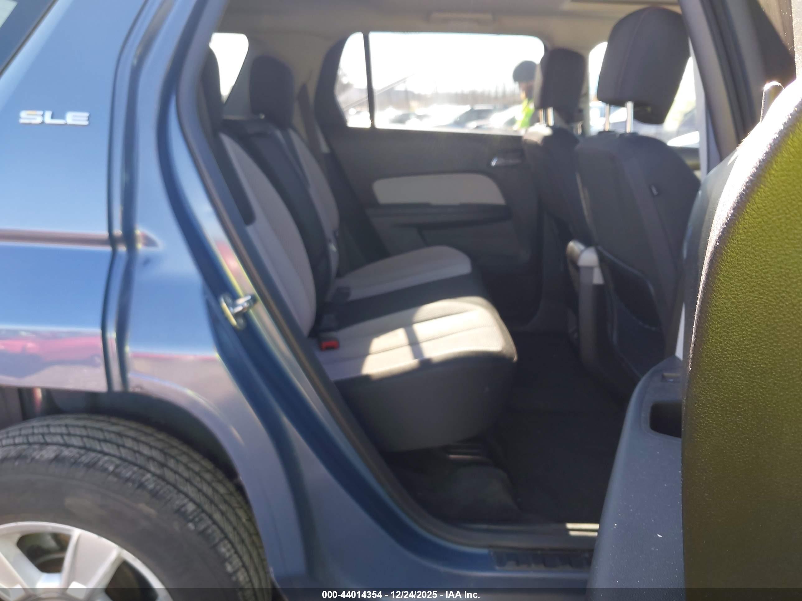 GMC TERRAIN image 8