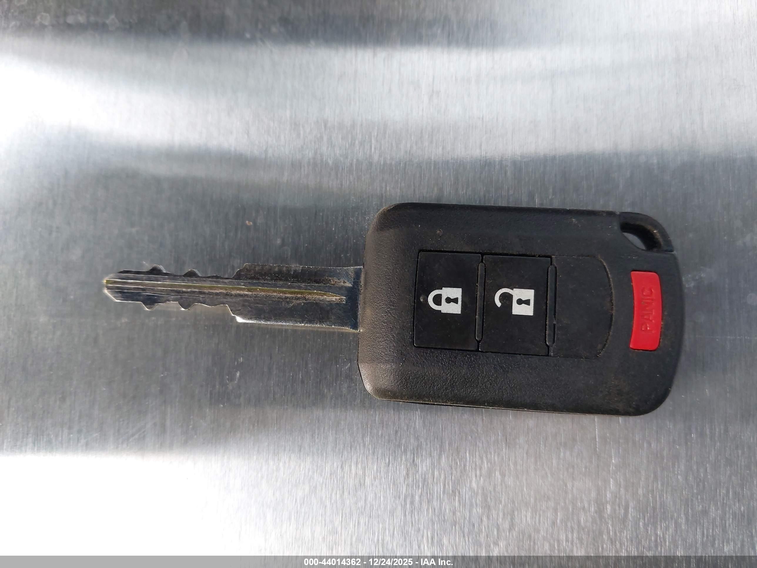 MITSUBISHI MIRAGE image 11