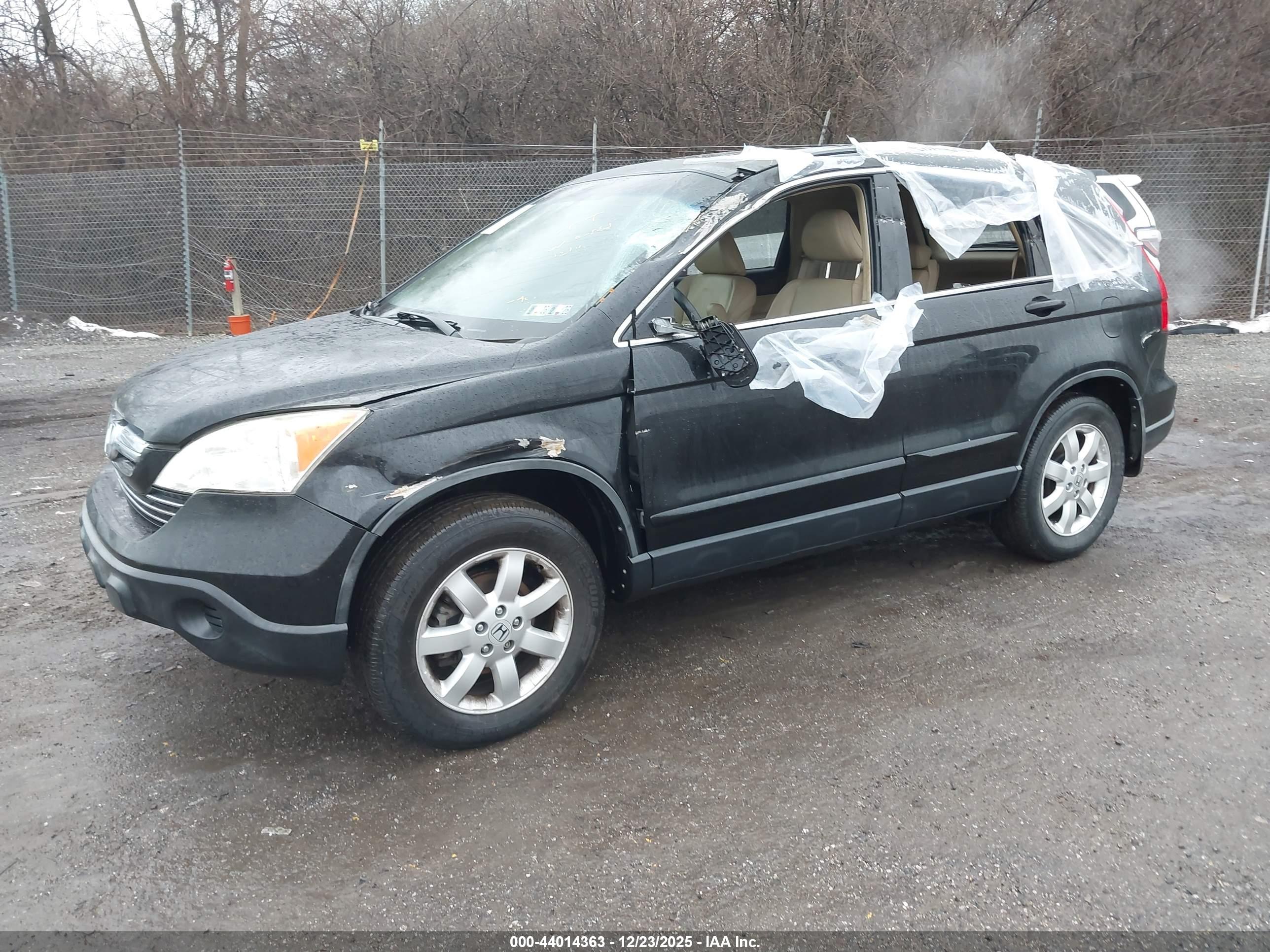 HONDA CR-V image 2