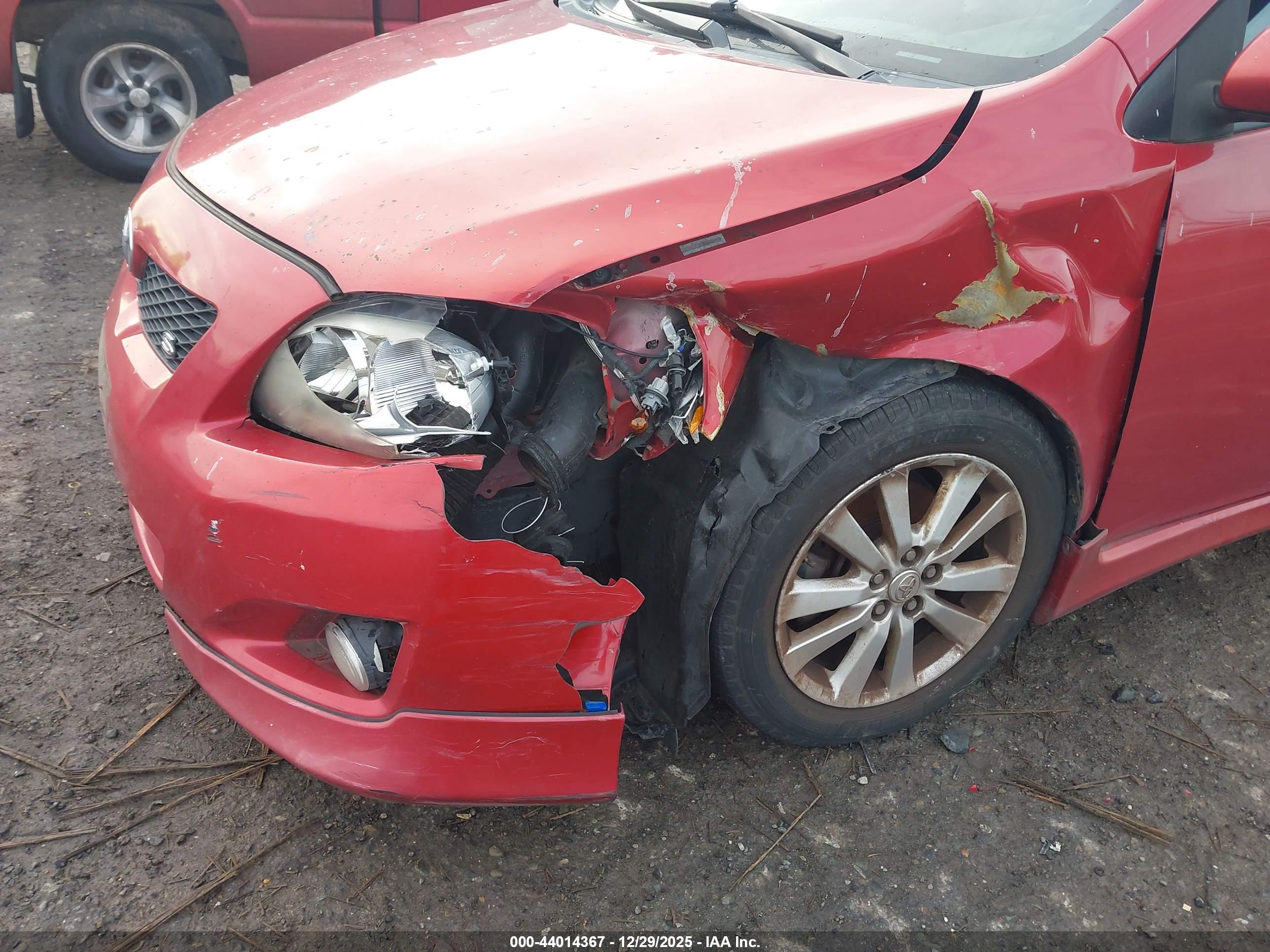 TOYOTA COROLLA image 6