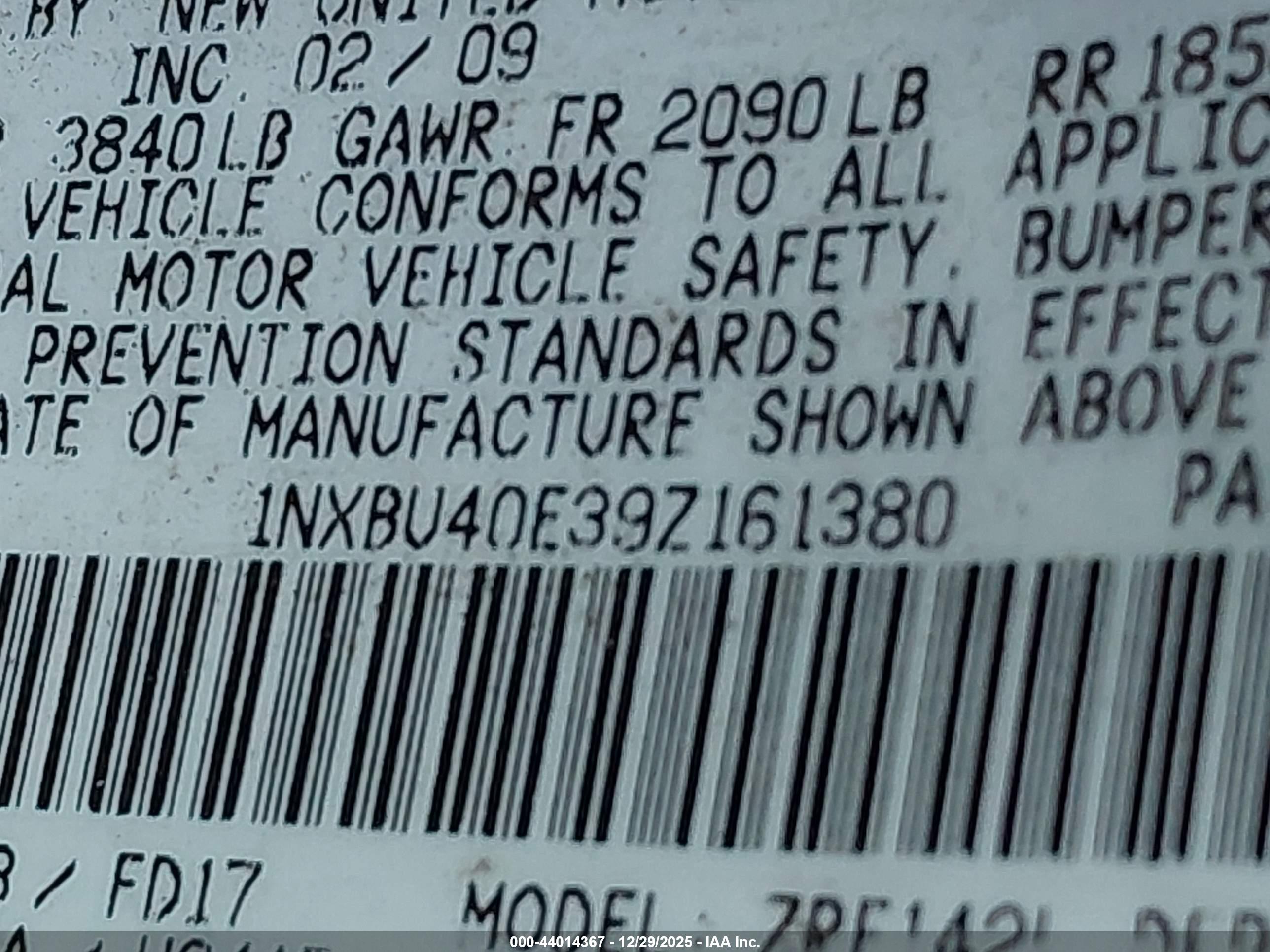 TOYOTA COROLLA image 9