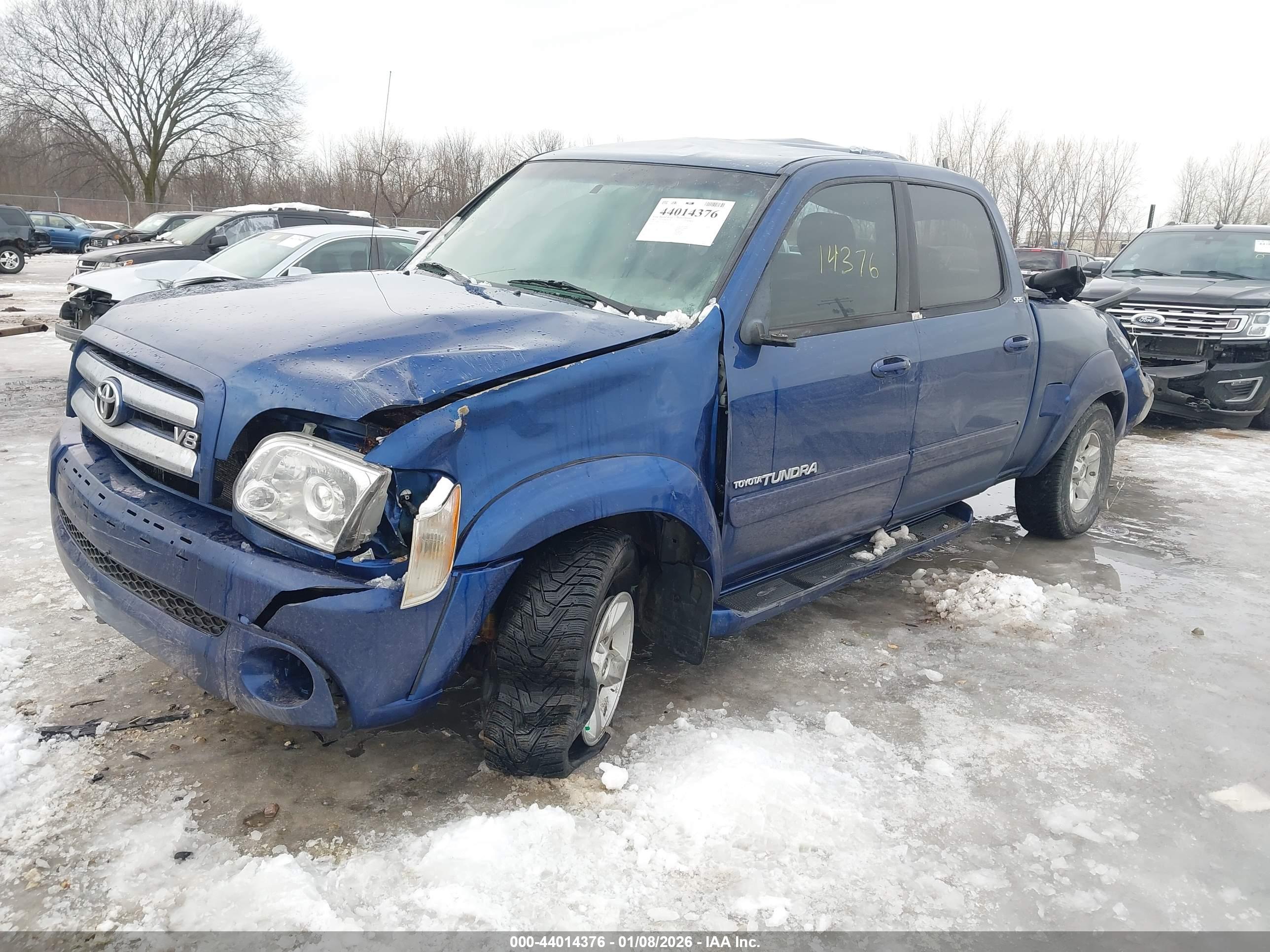 TOYOTA TUNDRA image 2