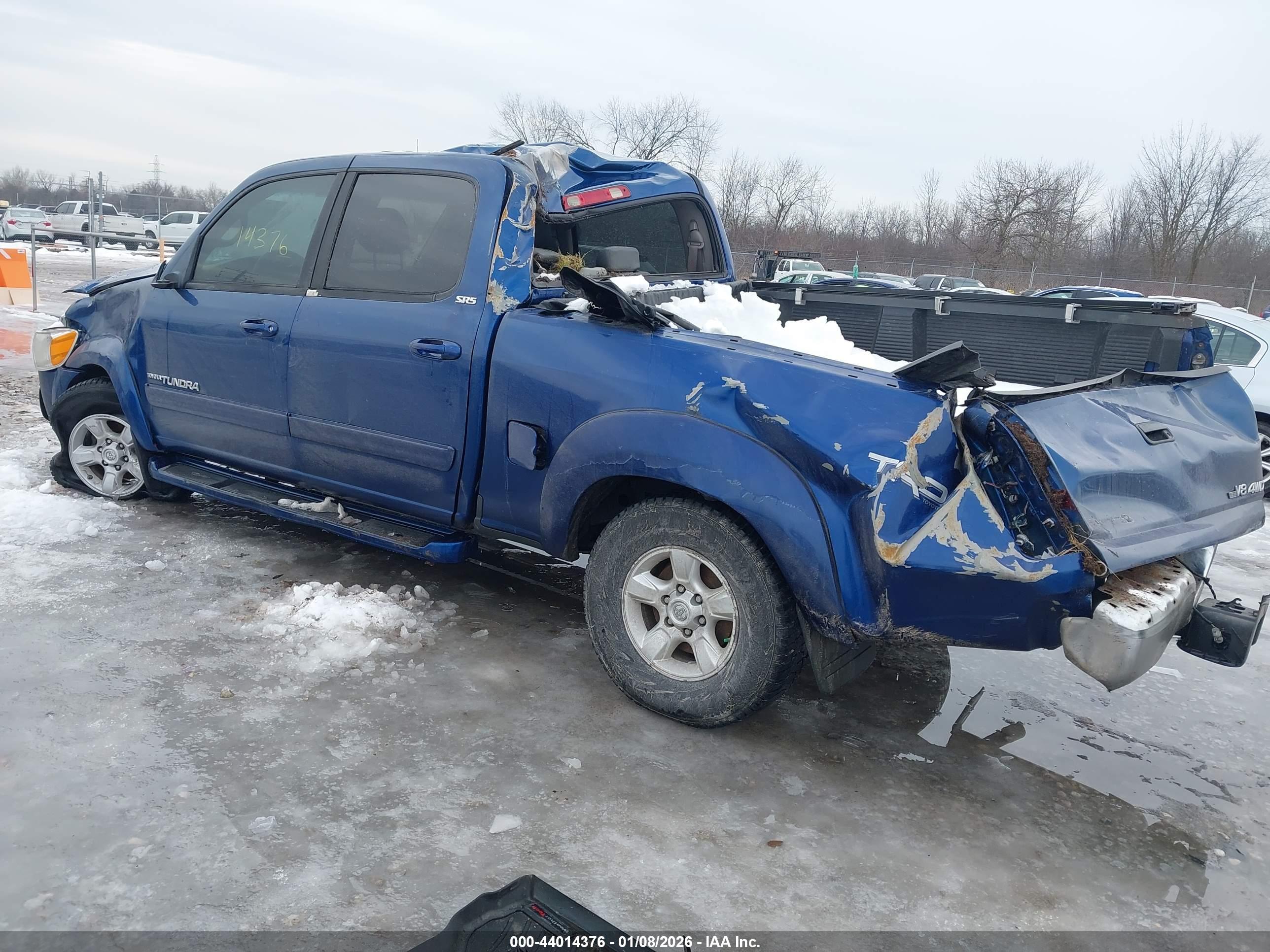 TOYOTA TUNDRA image 3