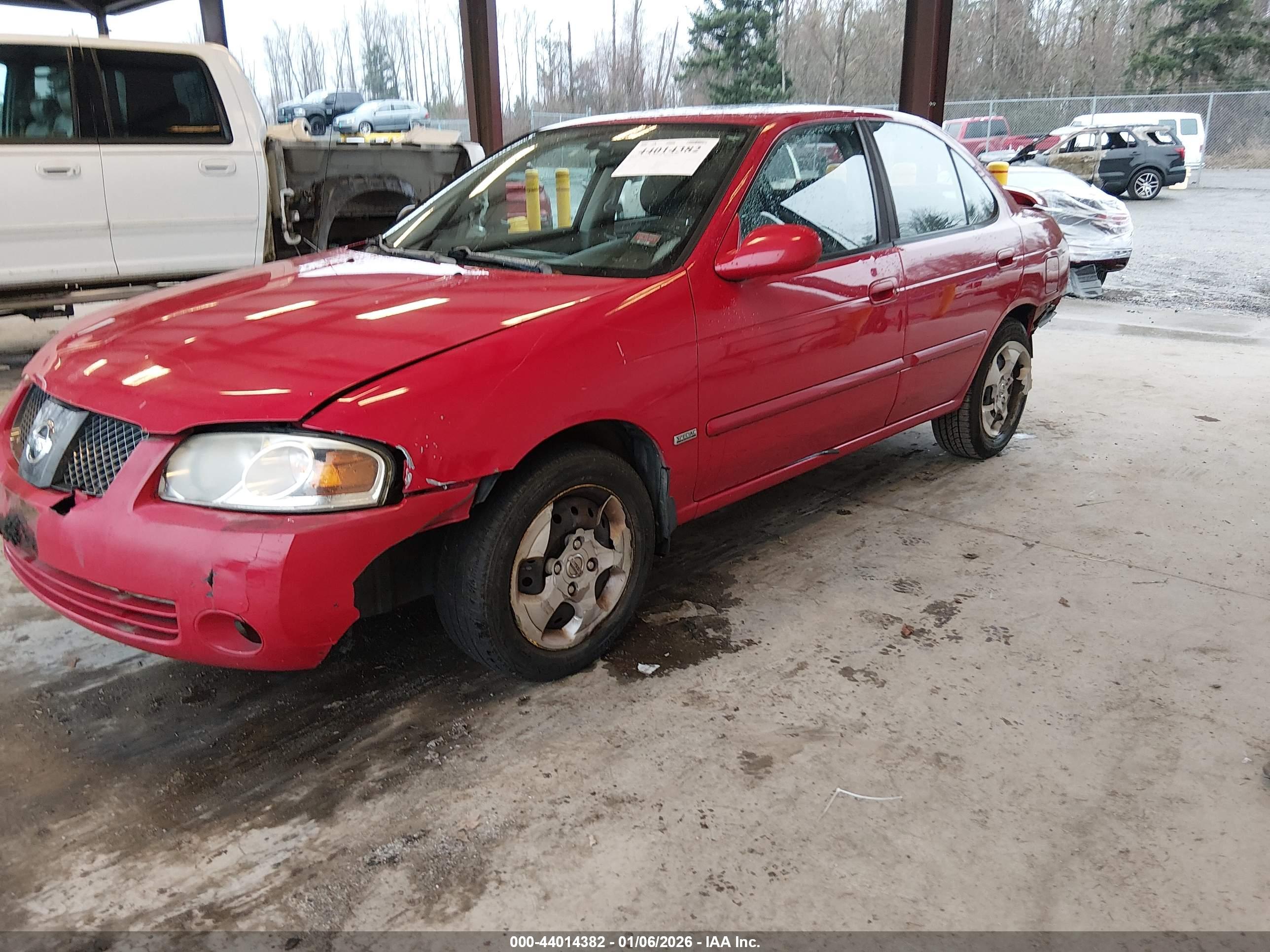 NISSAN SENTRA image 2