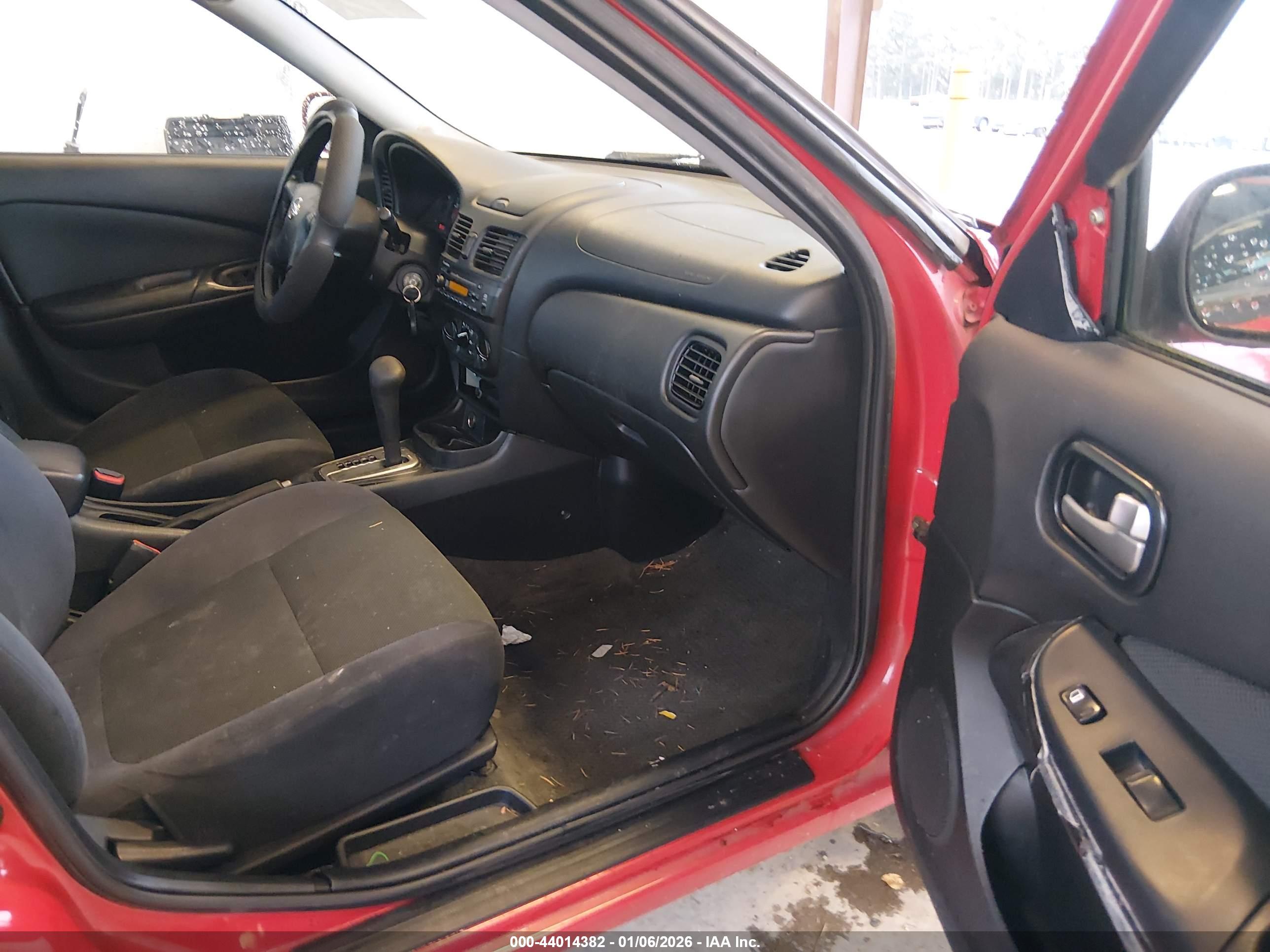 NISSAN SENTRA image 5
