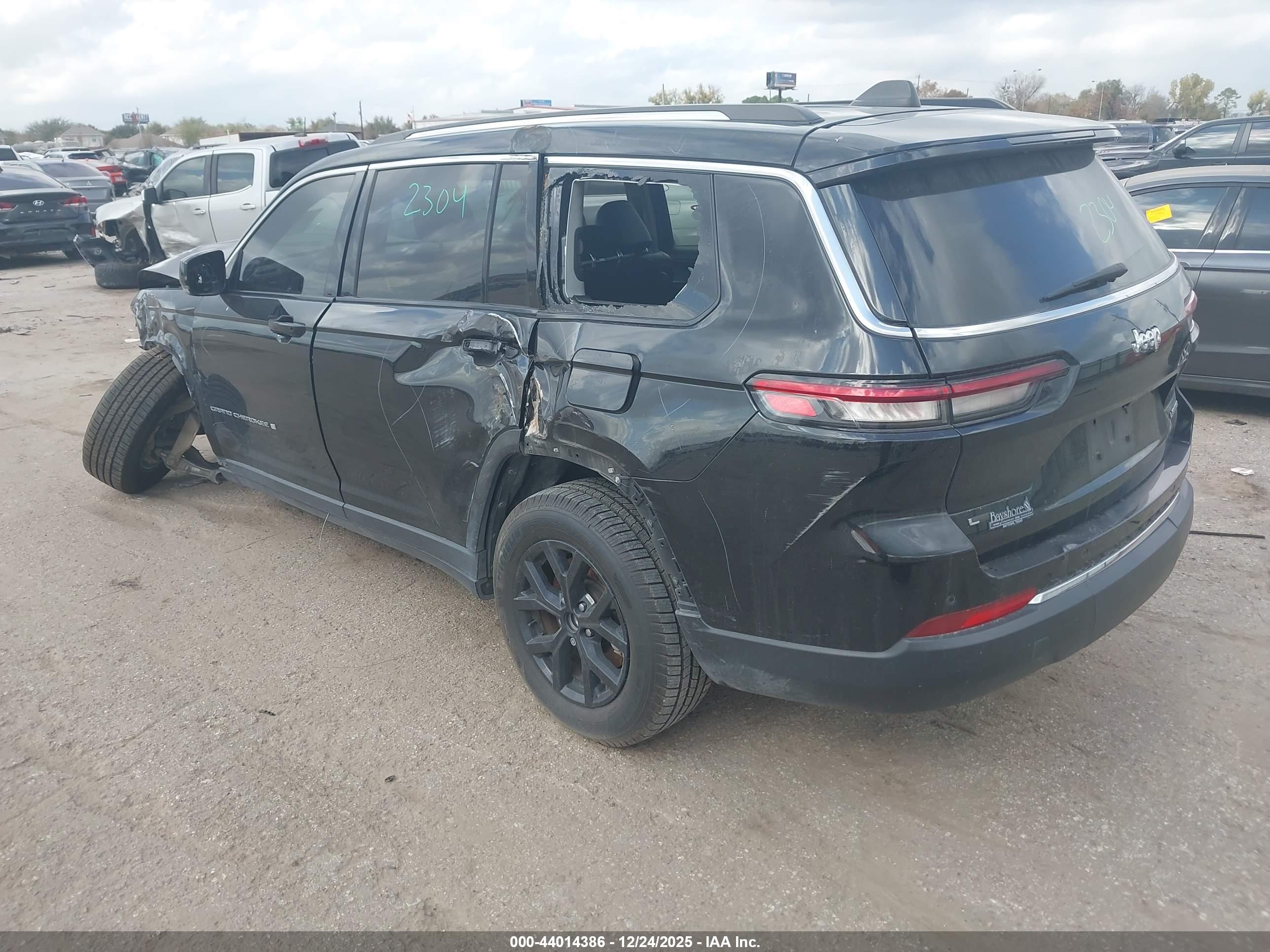 JEEP GRAND image 3