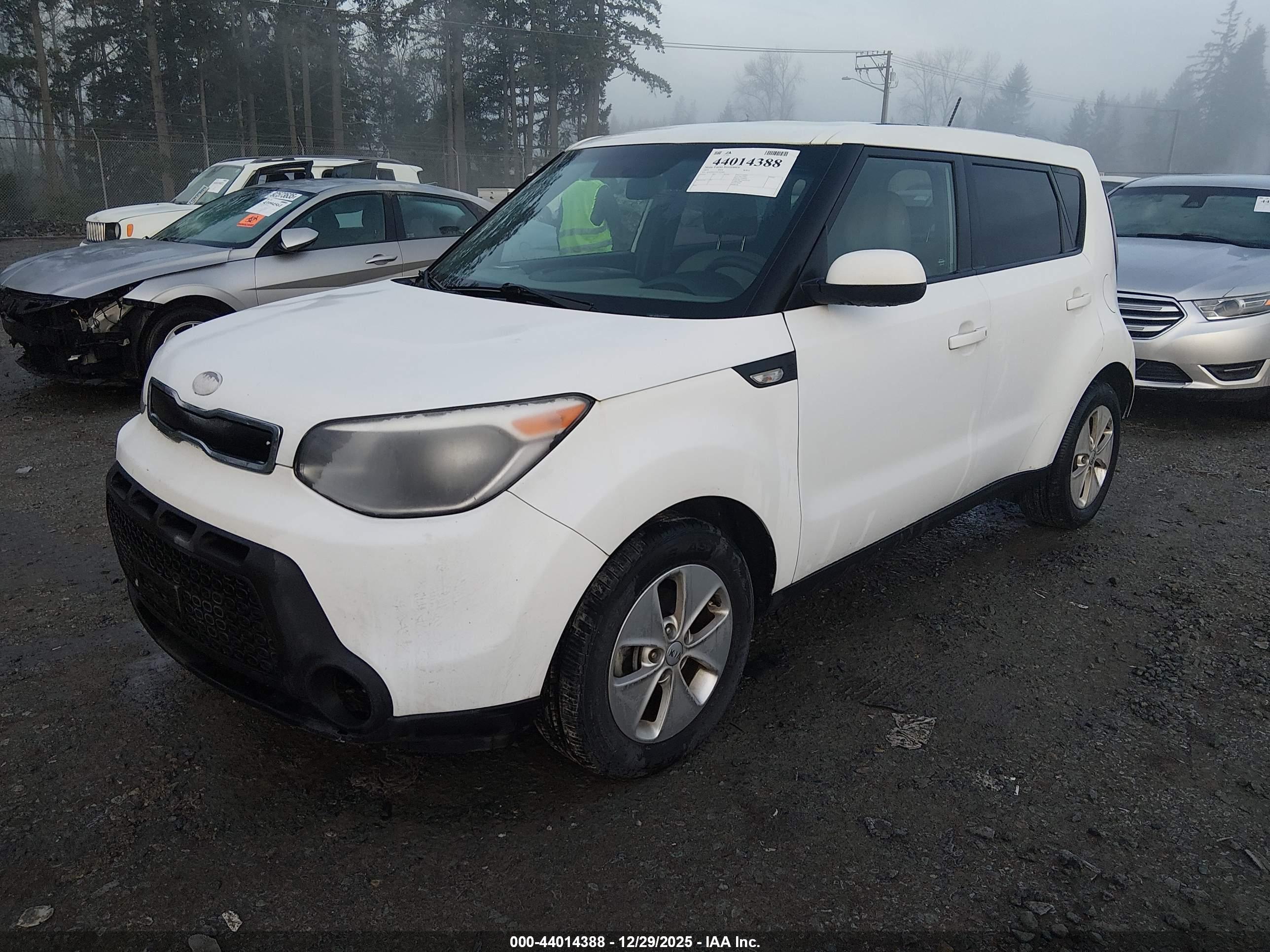 KIA SOUL image 2