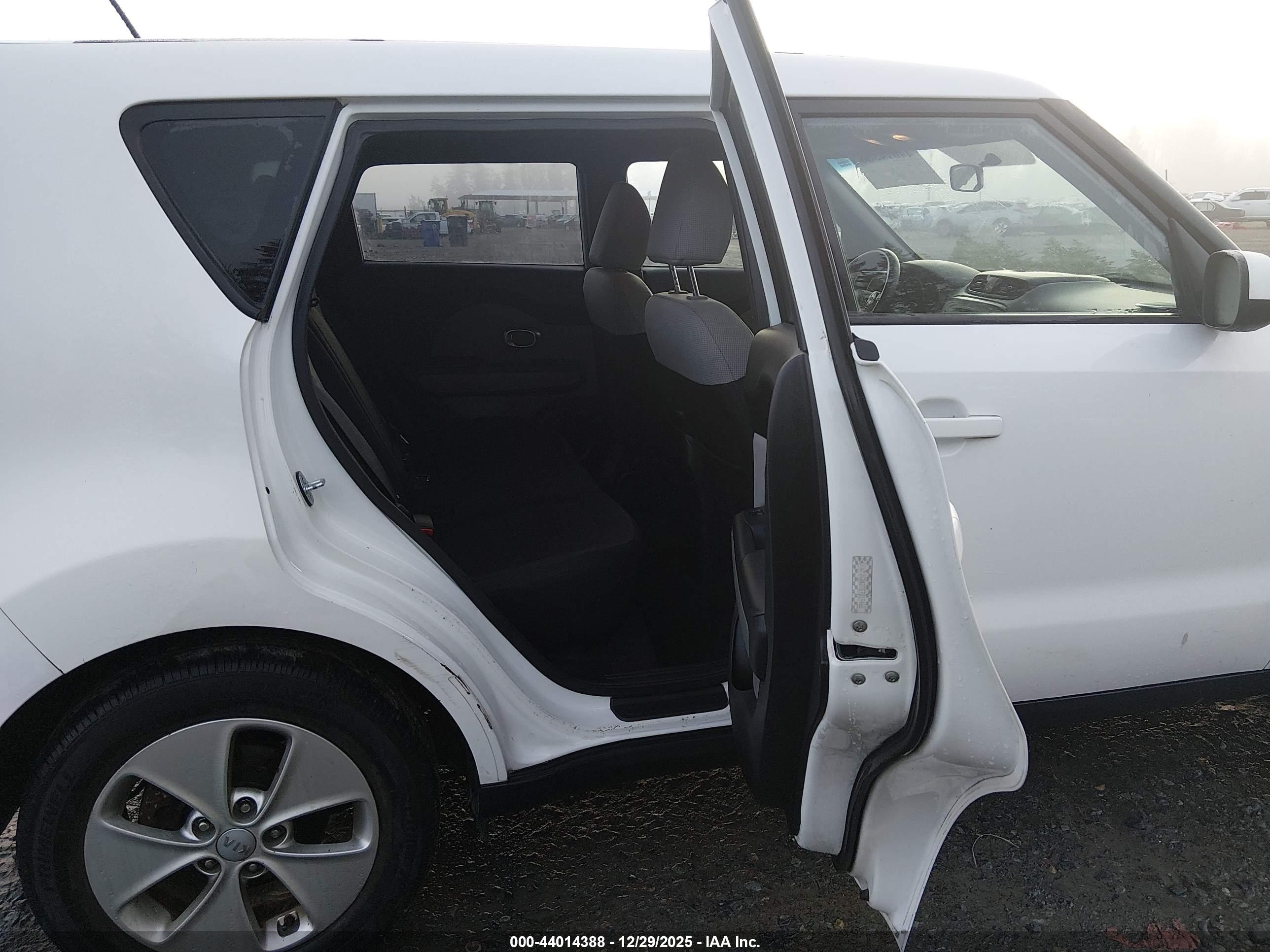 KIA SOUL image 8