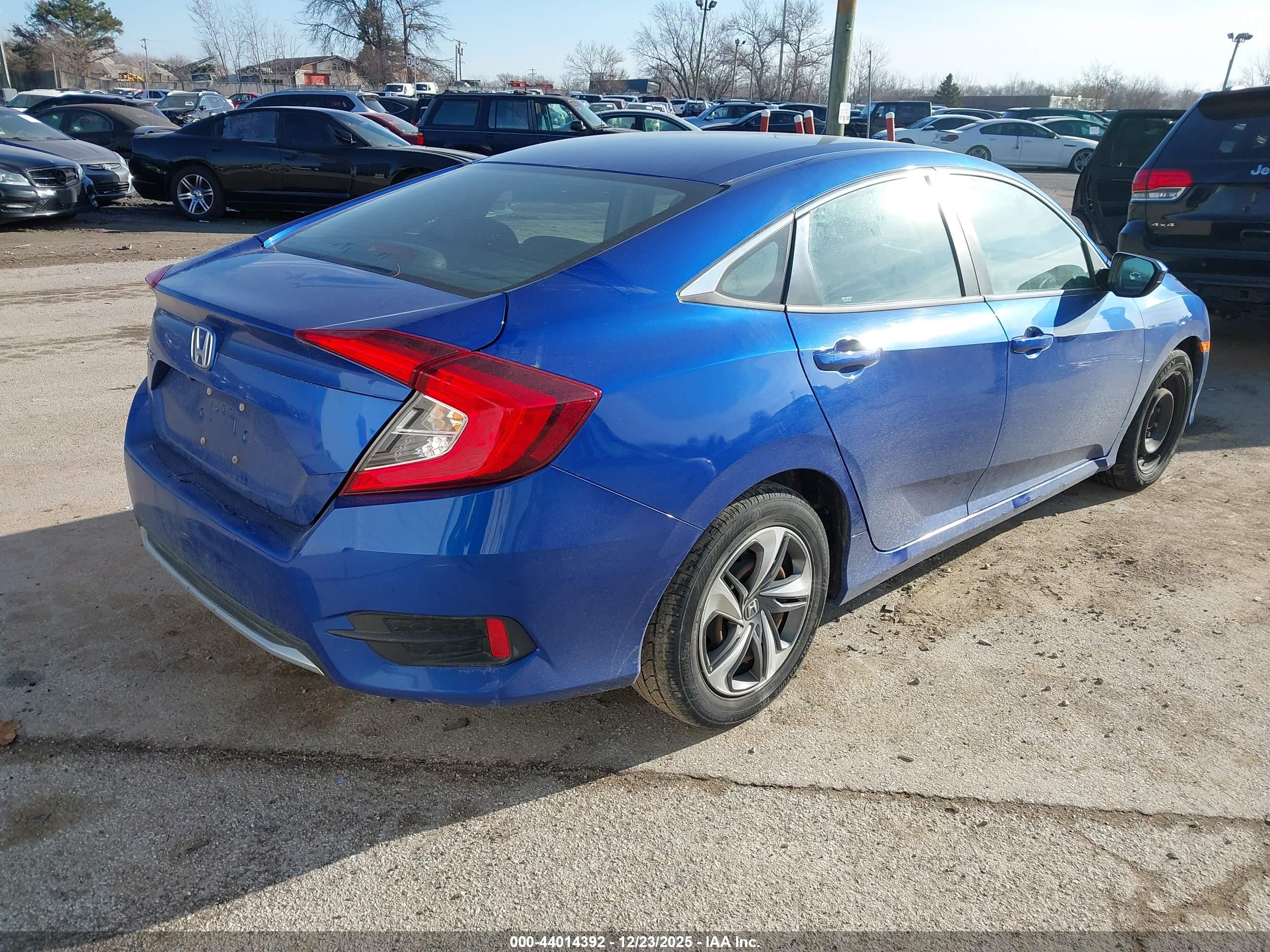 HONDA CIVIC image 4