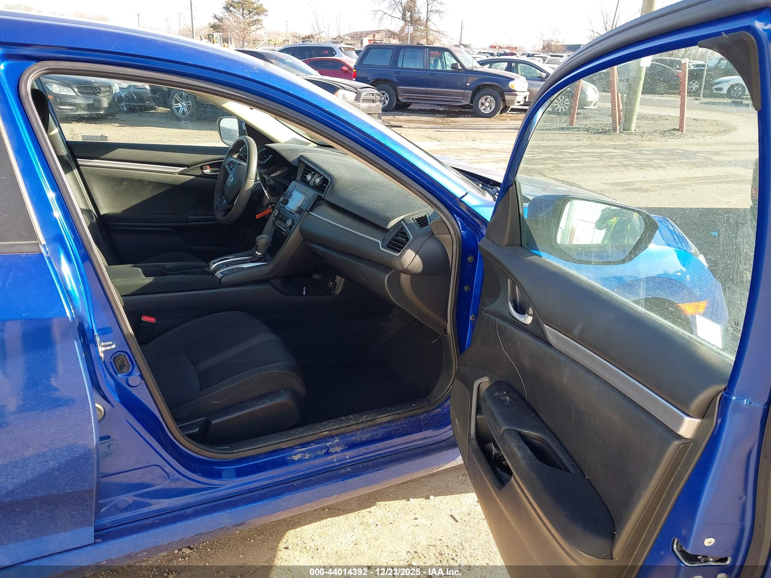 HONDA CIVIC image 5