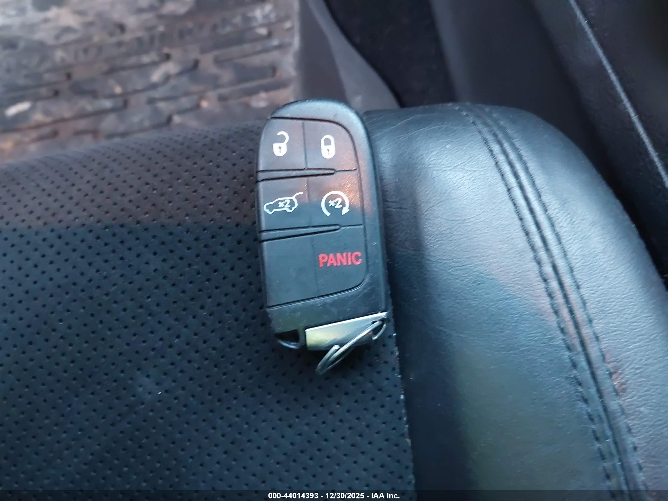 JEEP GRAND image 11