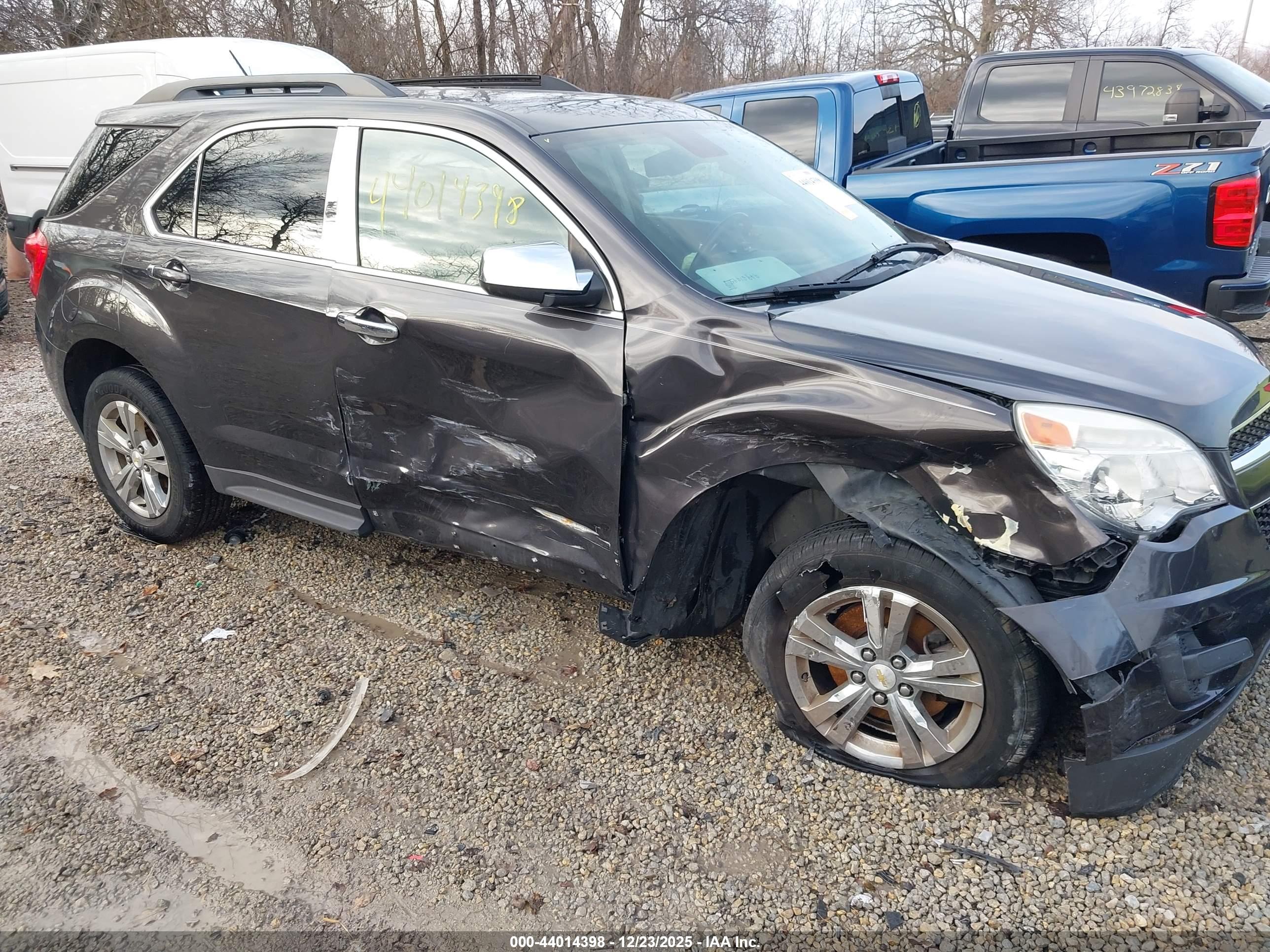 CHEVROLET EQUINOX image 6