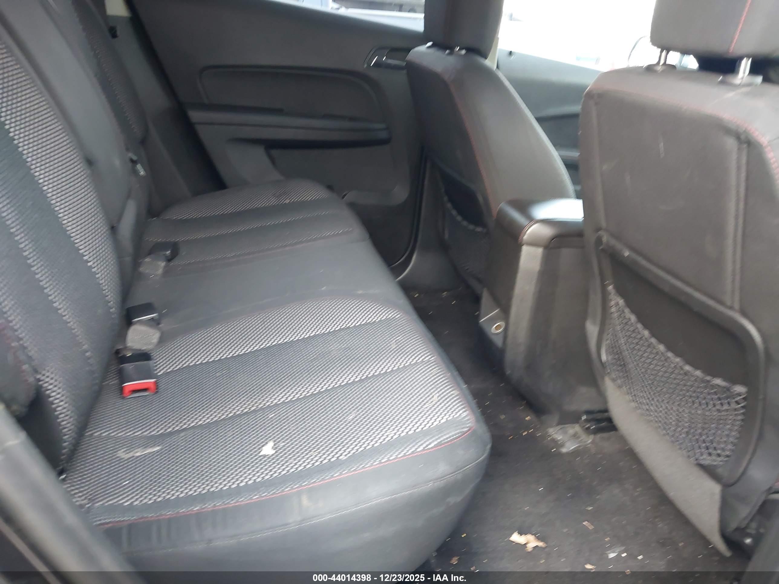 CHEVROLET EQUINOX image 8