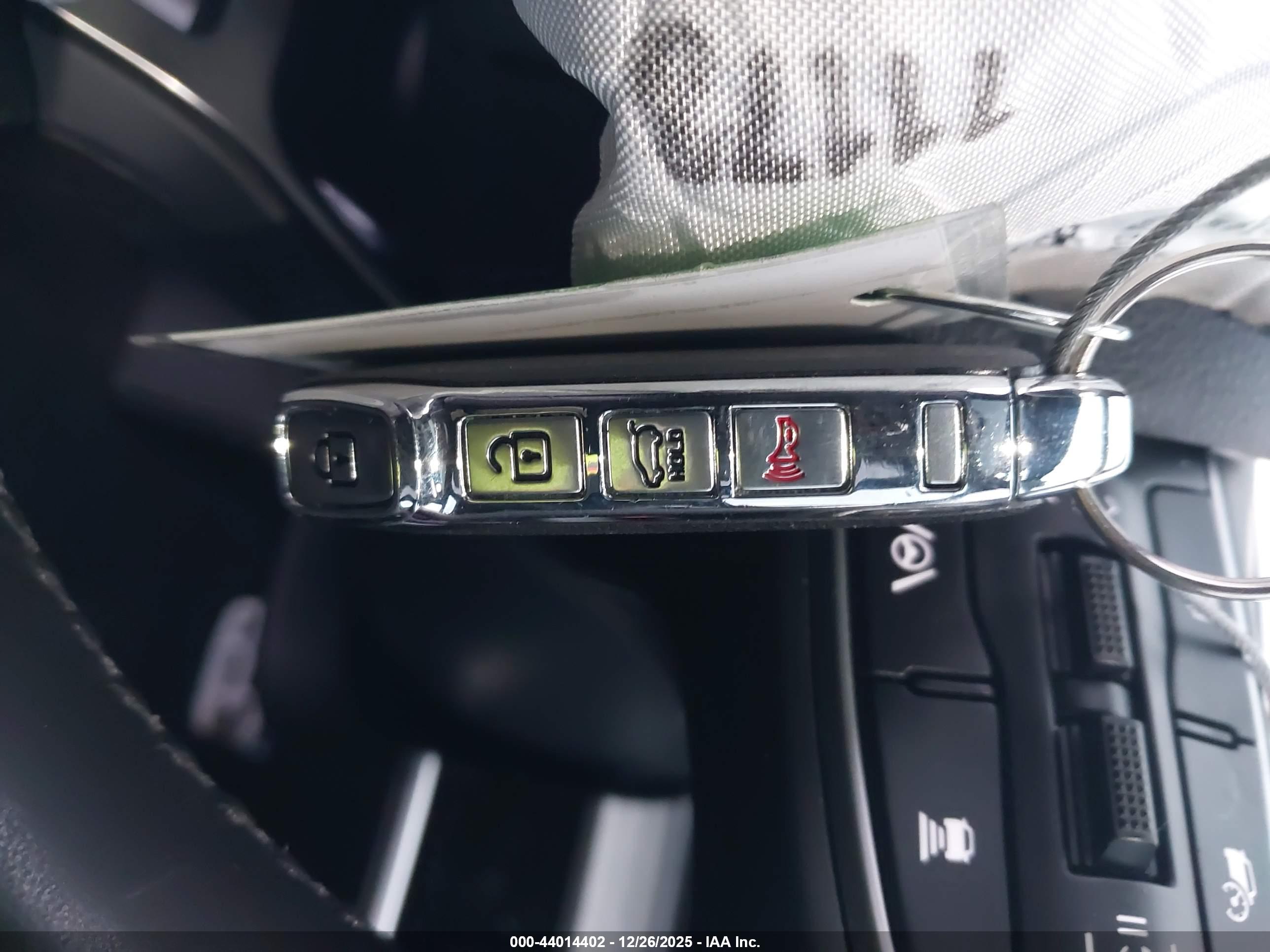 KIA SPORTAGE image 11
