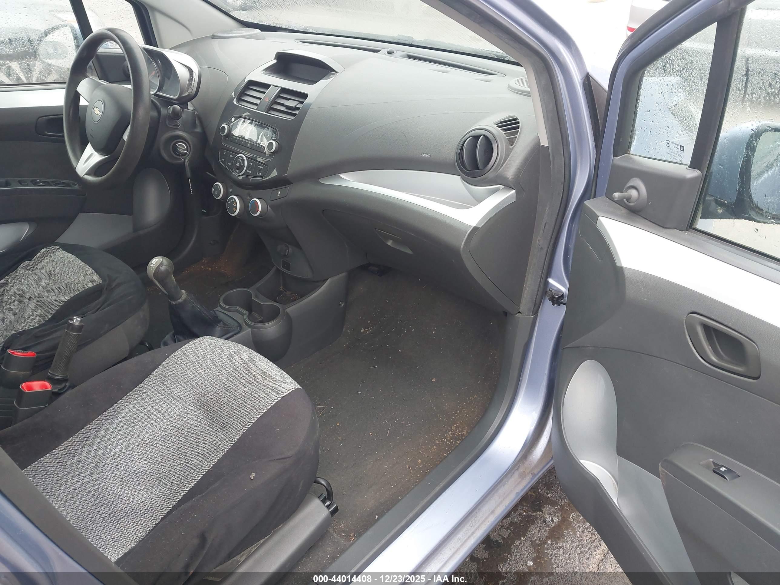 CHEVROLET SPARK image 5