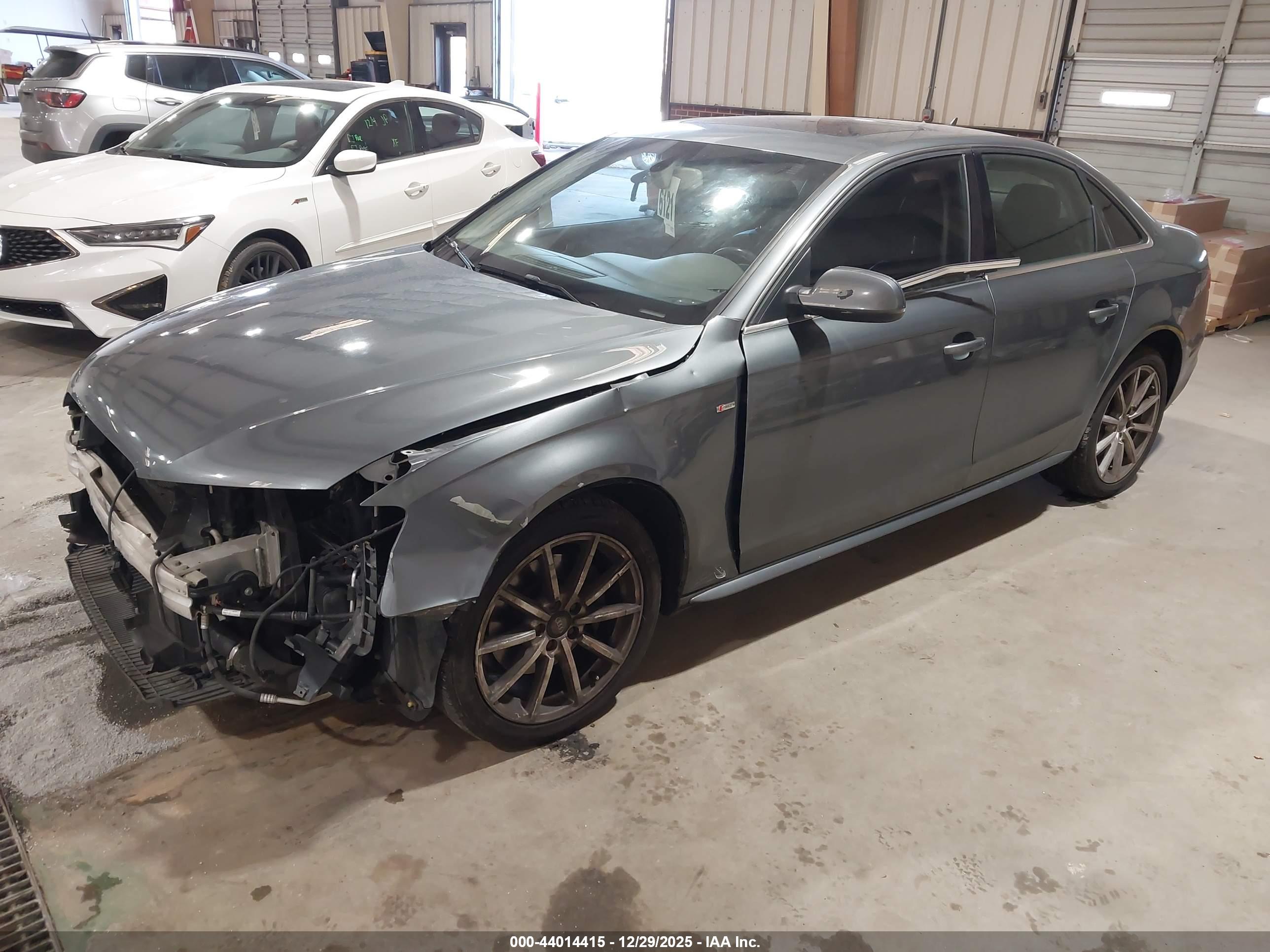 AUDI A4 image 2