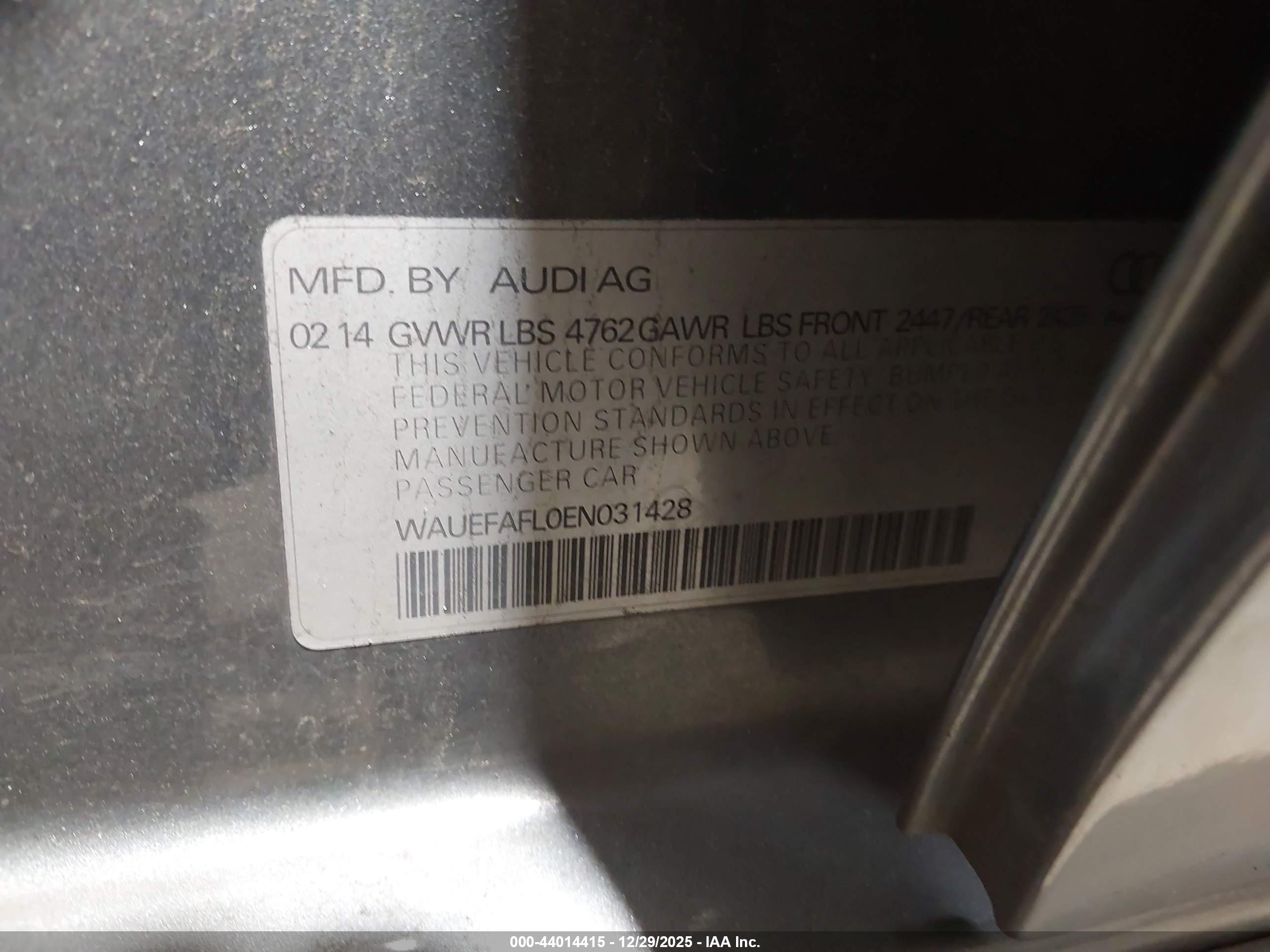 AUDI A4 image 9
