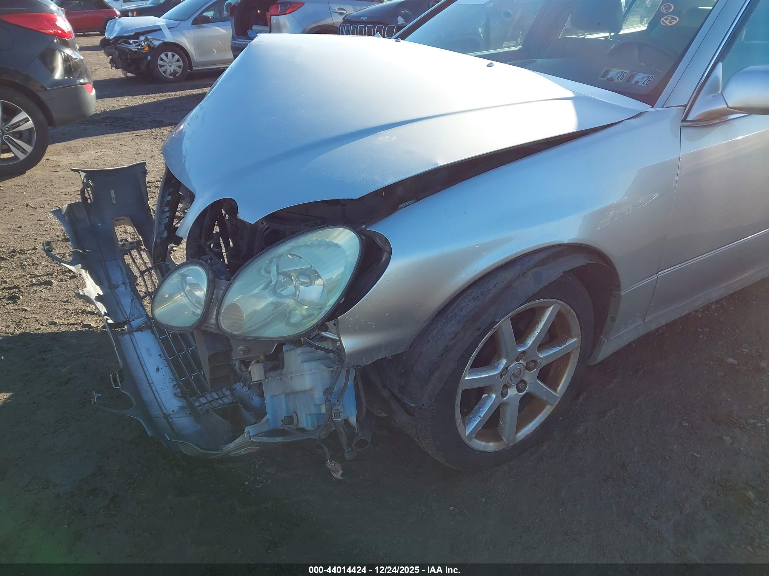 LEXUS GS image 6