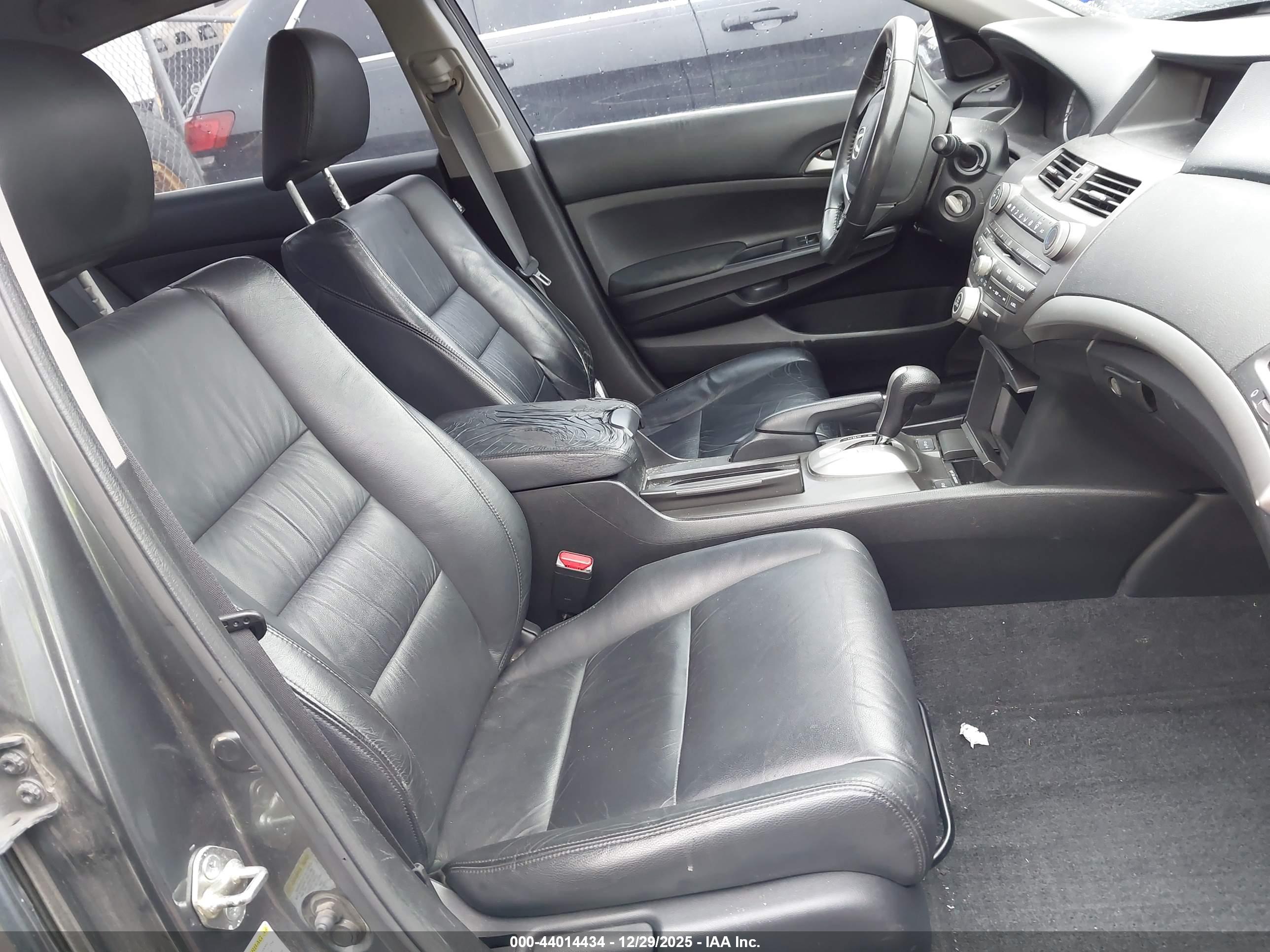HONDA ACCORD image 5