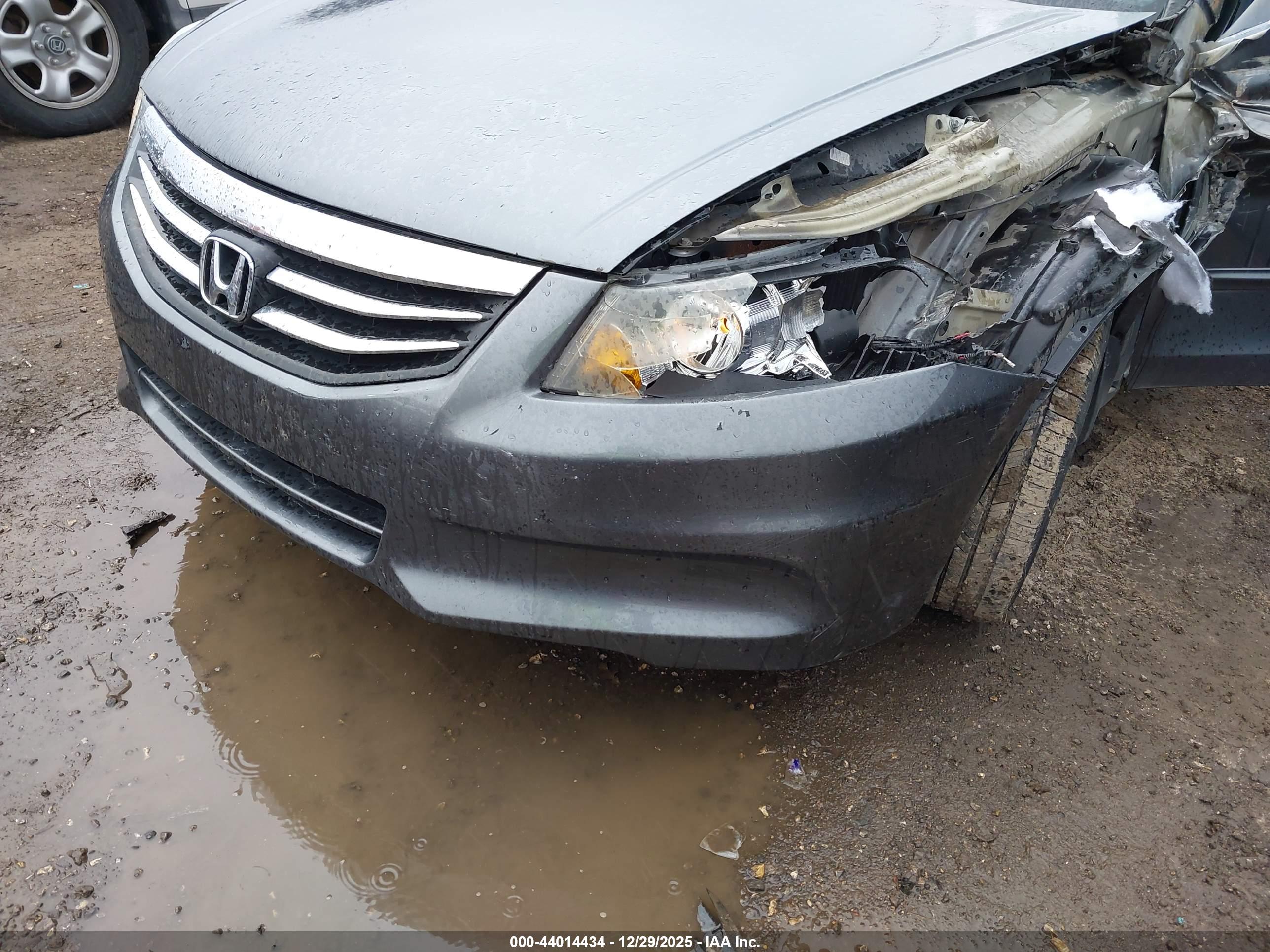 HONDA ACCORD image 6